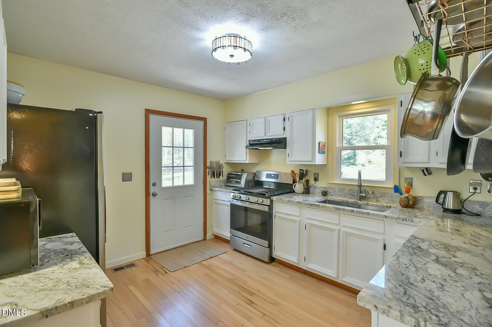 1423 Indian Camp Road