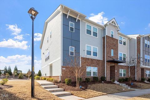 1018 Salt Glaze Lane Cary NC 27519