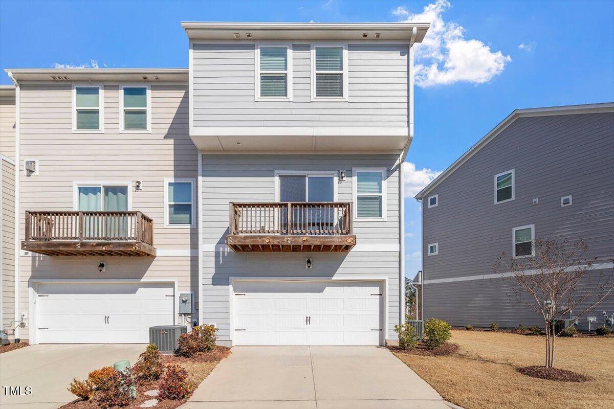 1018 Salt Glaze Lane