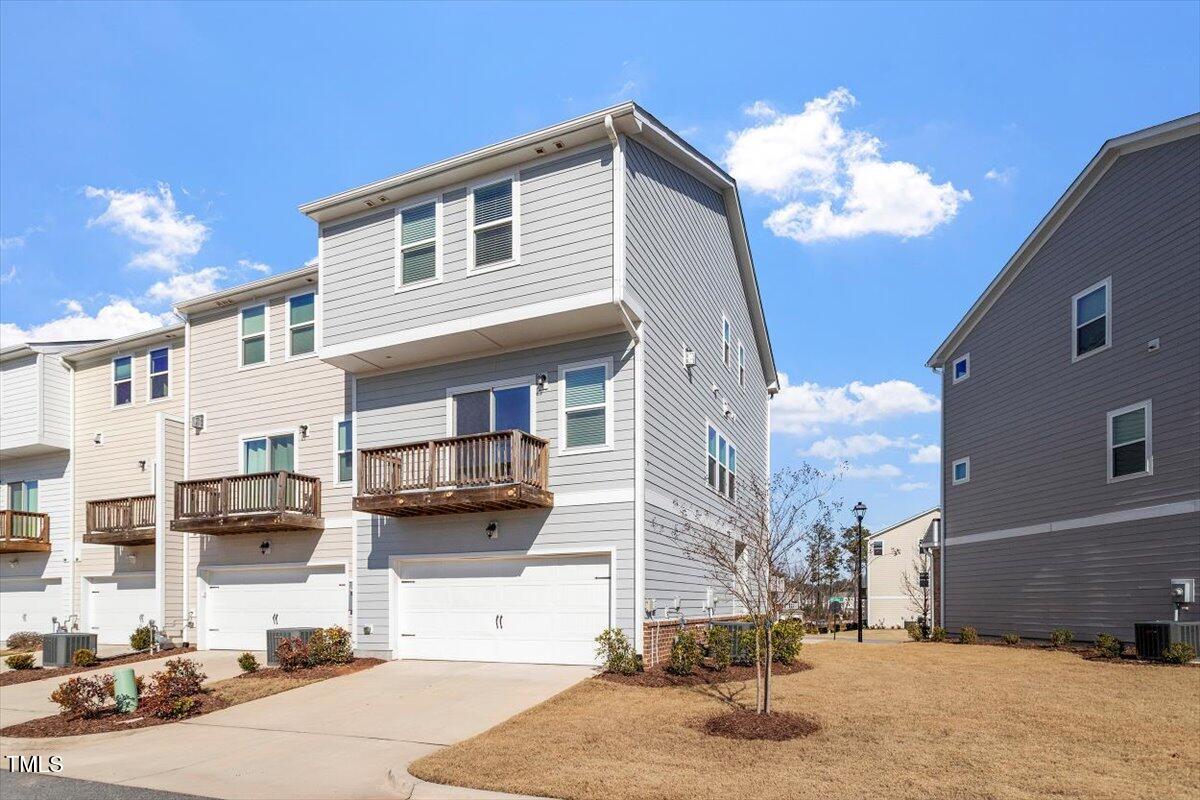 1018 Salt Glaze Lane