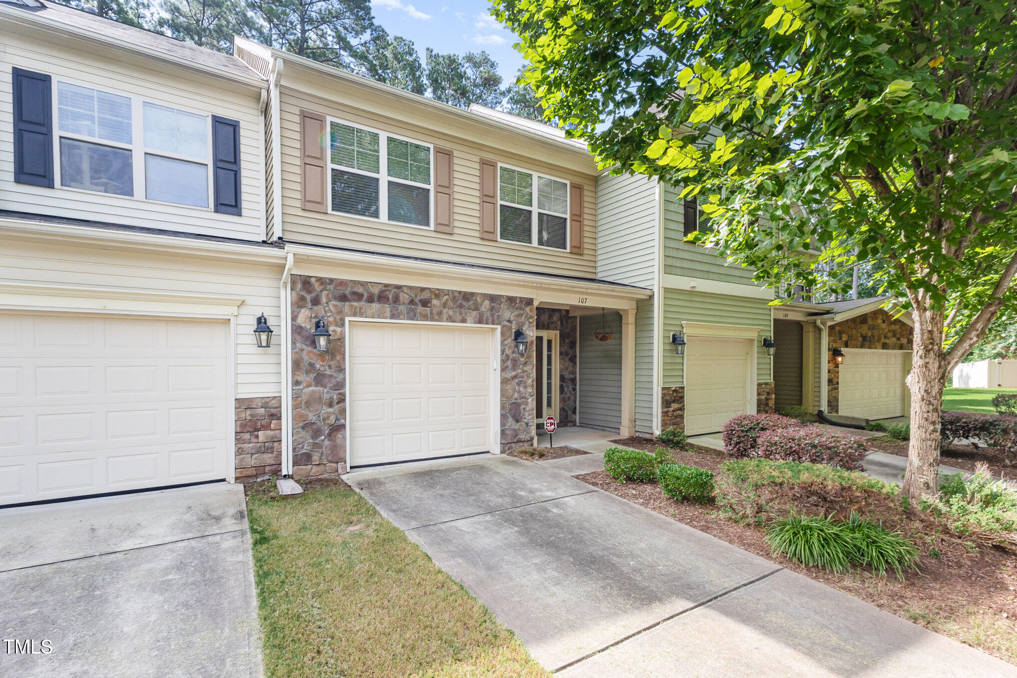 107 Vickery Hill Court