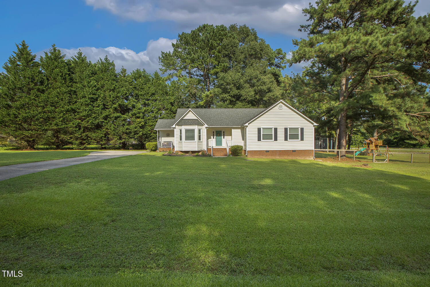 1516 Colston Crossing