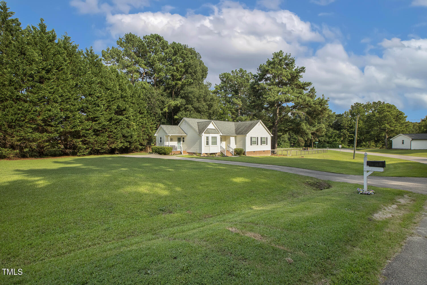 1516 Colston Crossing
