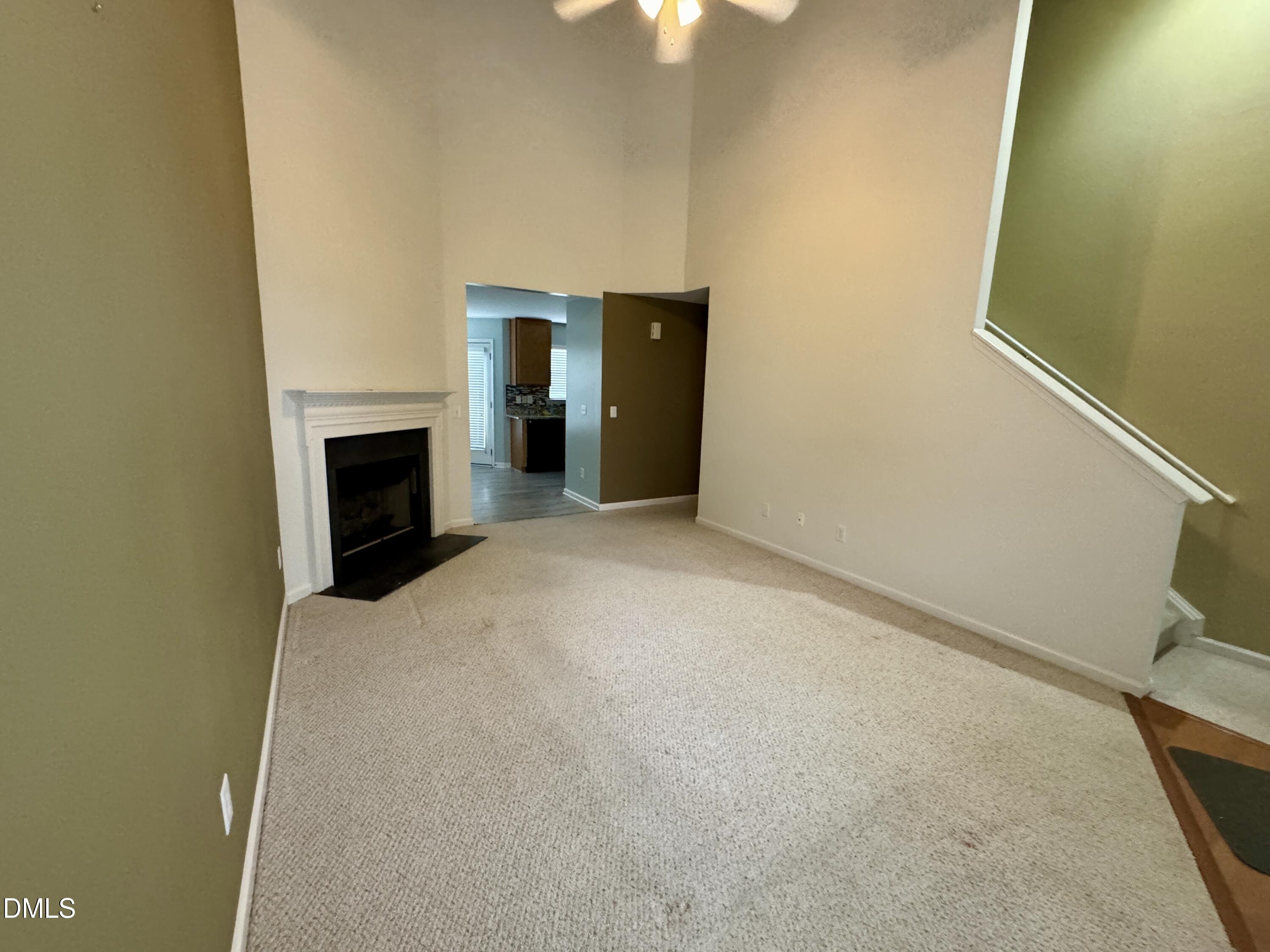 125 River Pearl Street