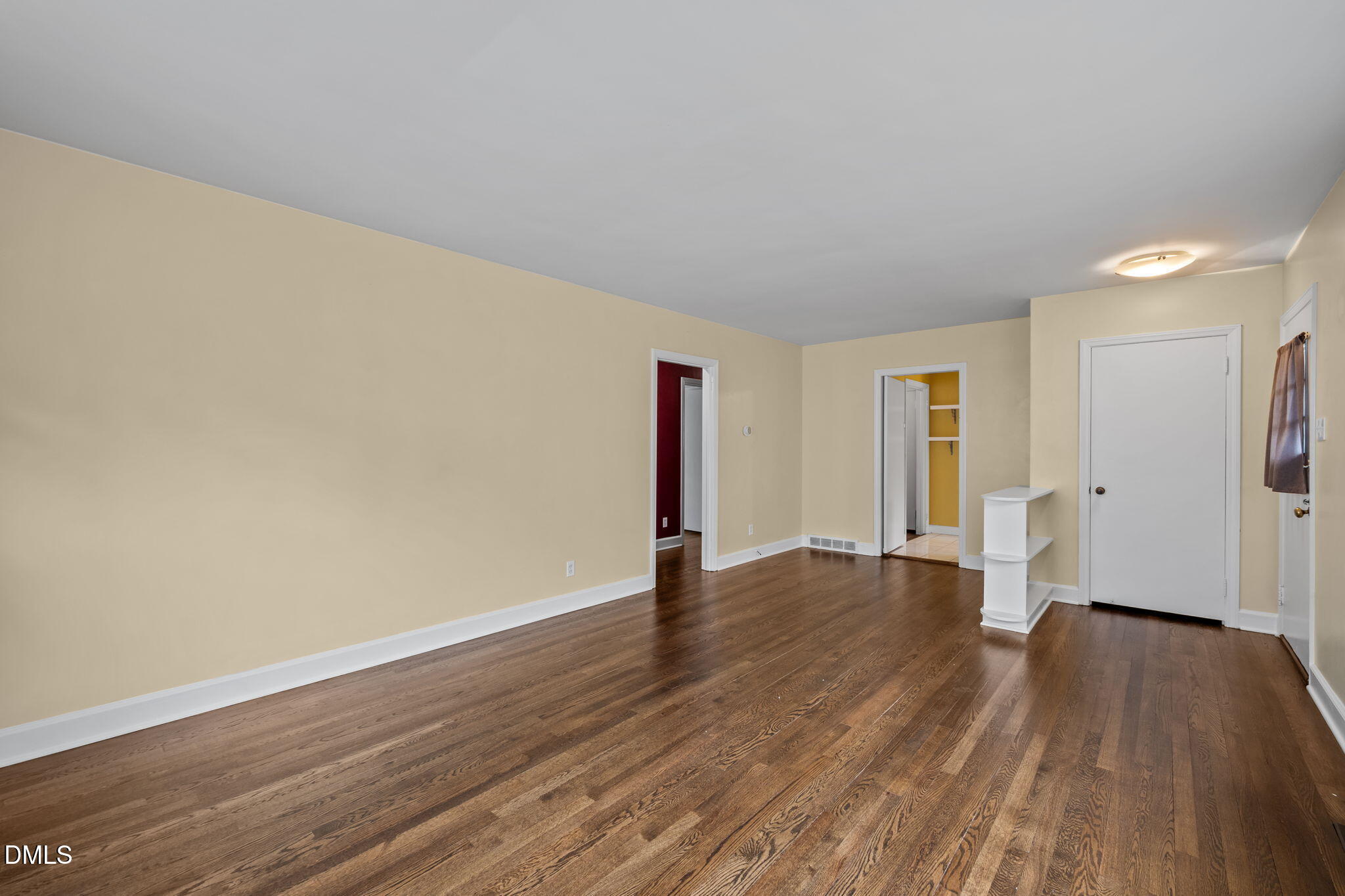 410 W Maynard Avenue