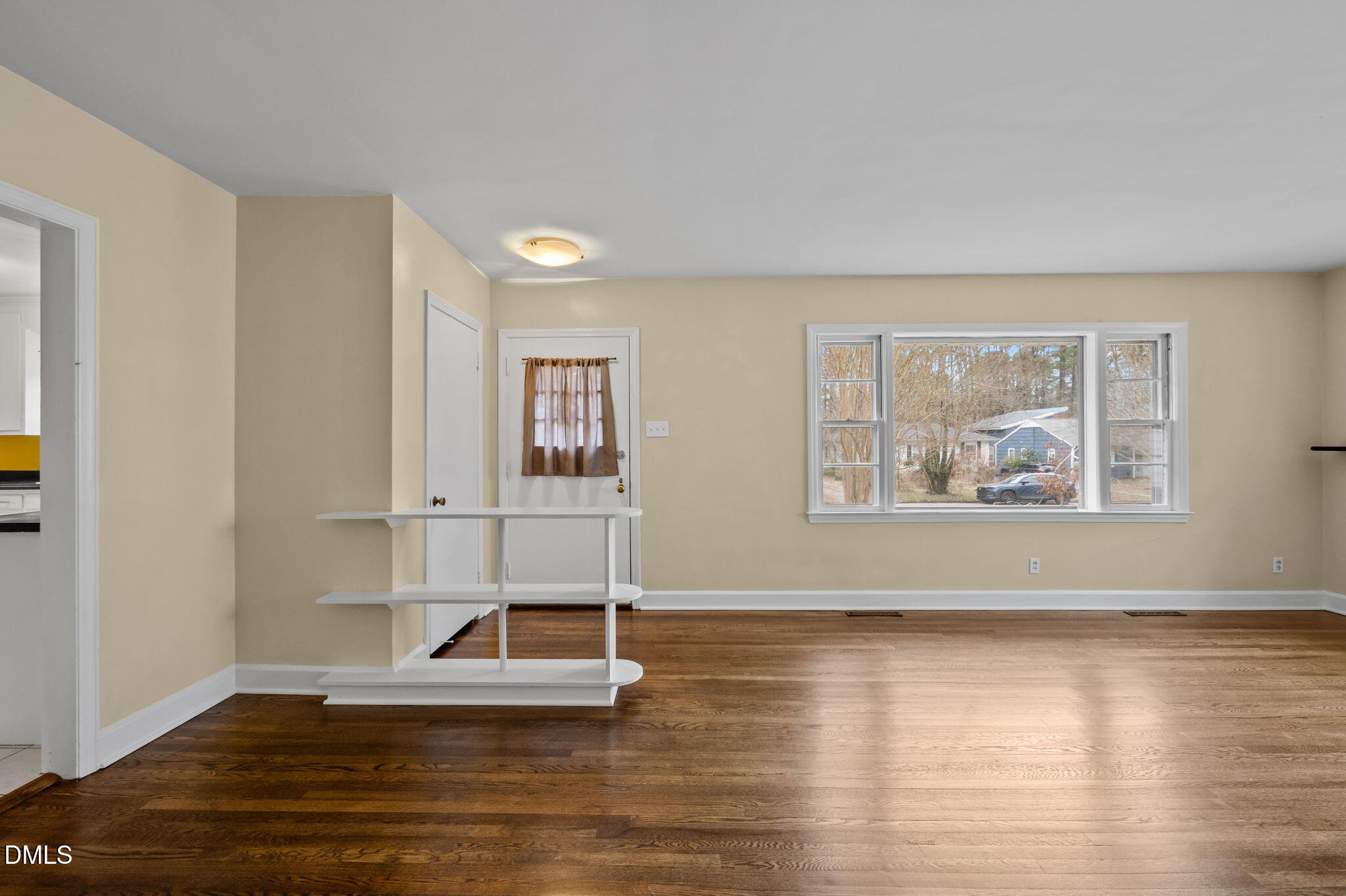 410 W Maynard Avenue