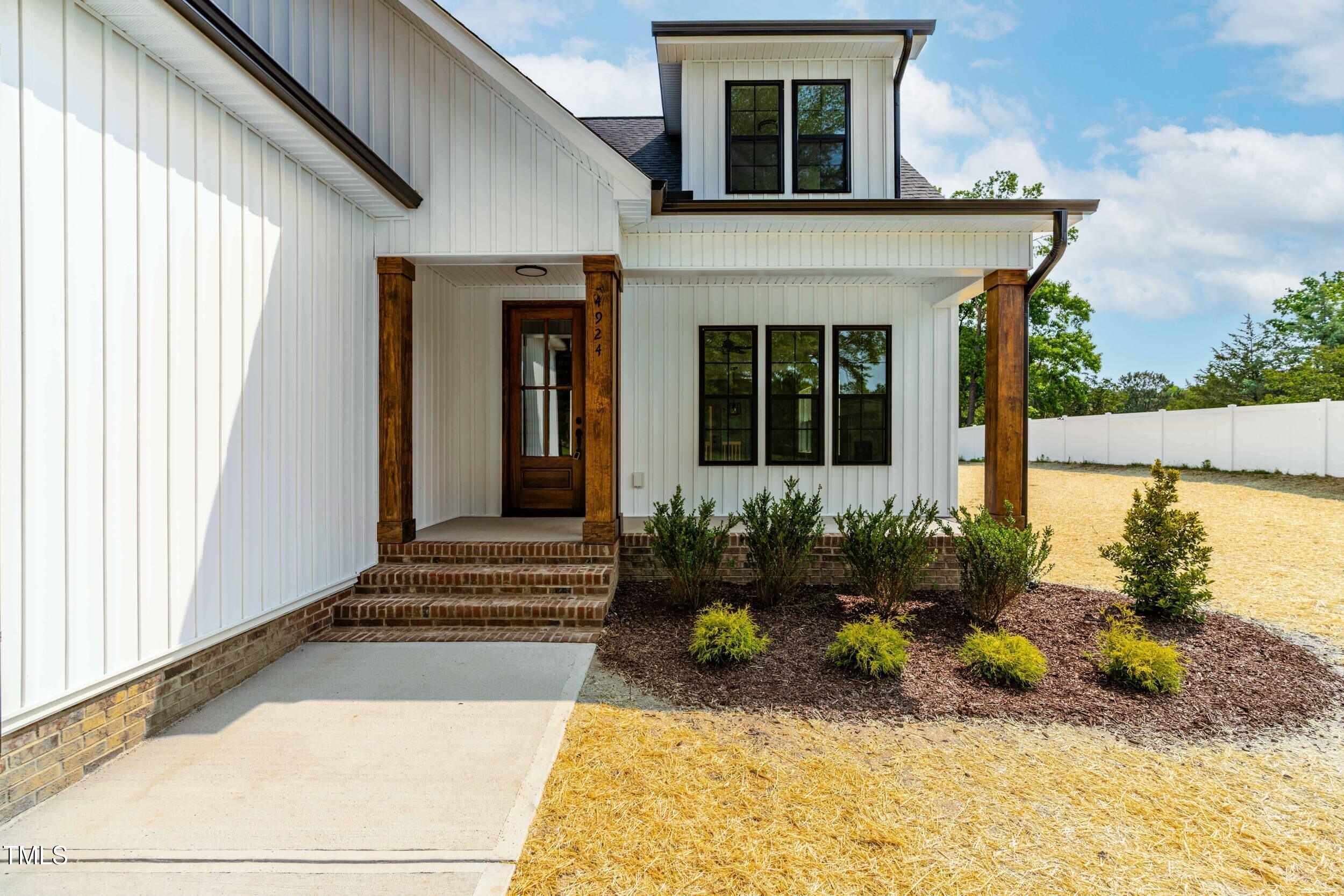 4924 Zebulon Road