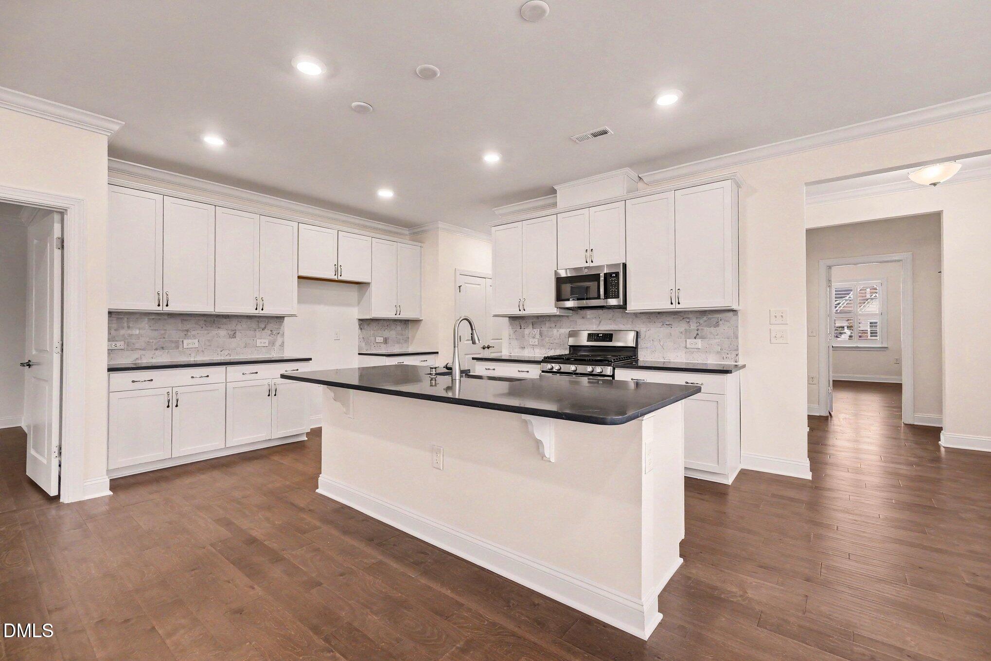 1103 Surveyor Drive