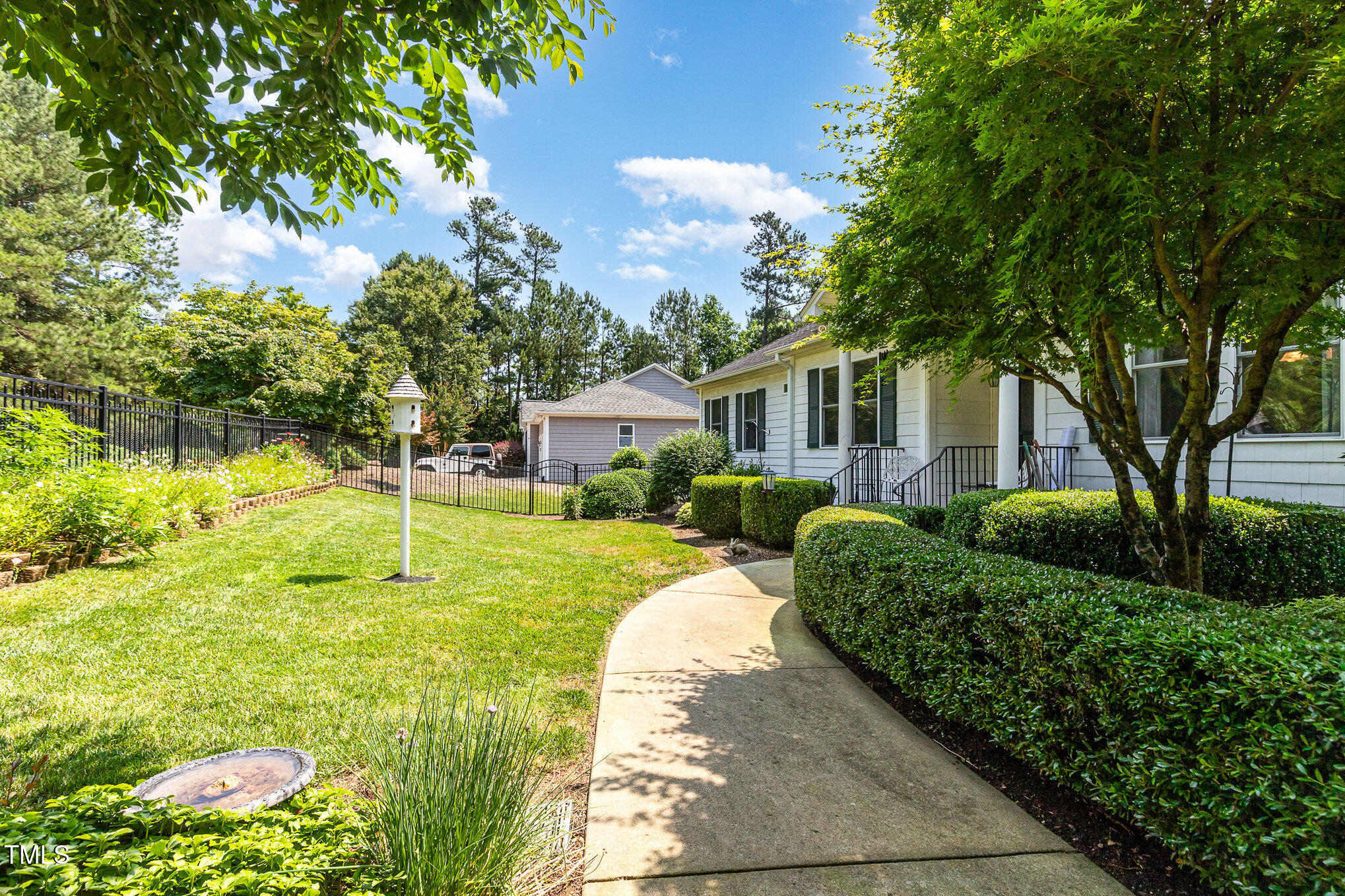 877 Millcroft