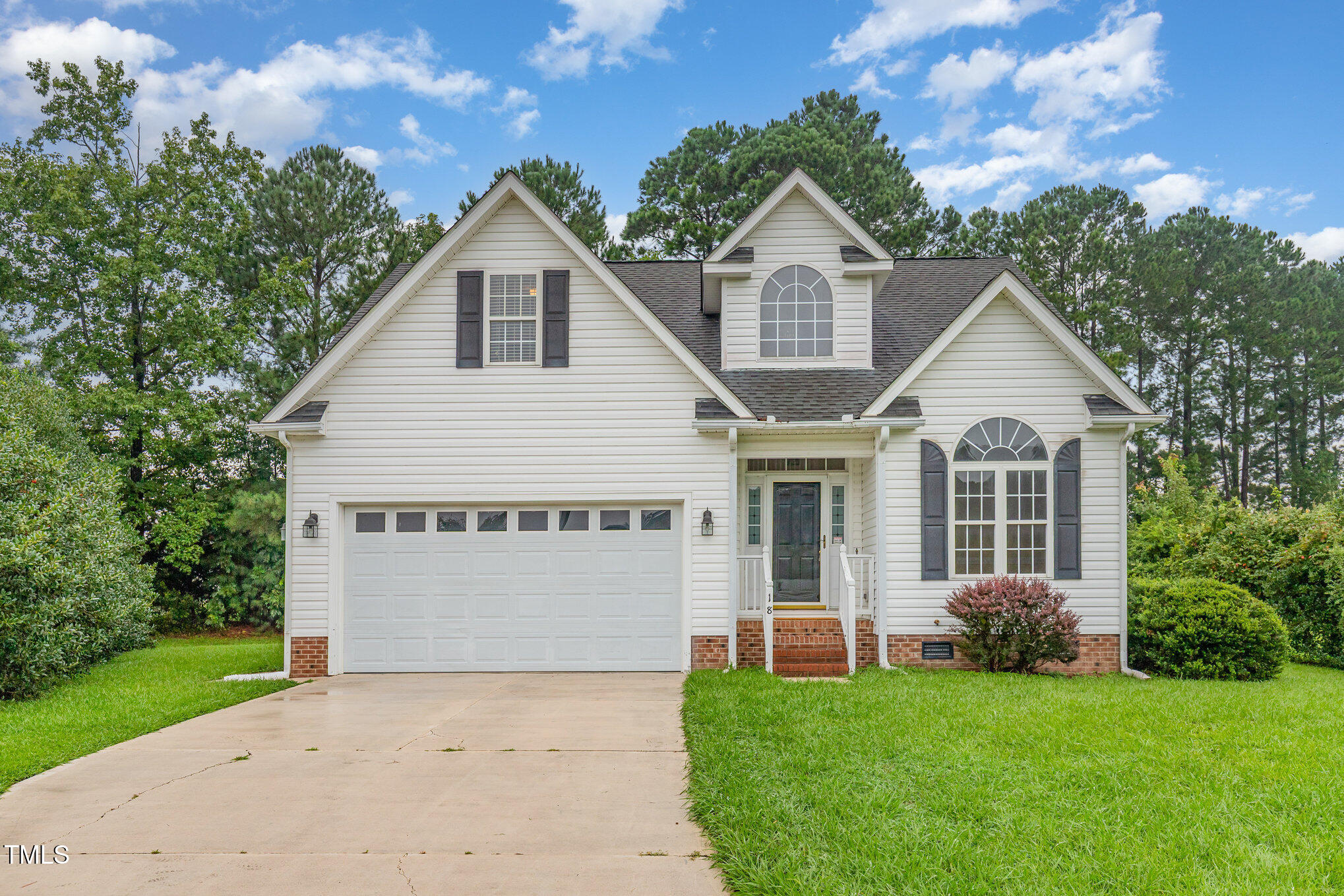 18 Edgecombe Court