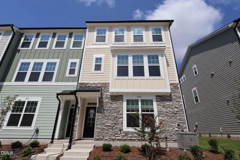 5021 Jowett'S Walk Drive 32 Cary NC 27519