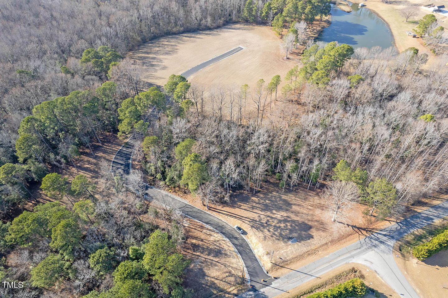 306 Lakewood Road