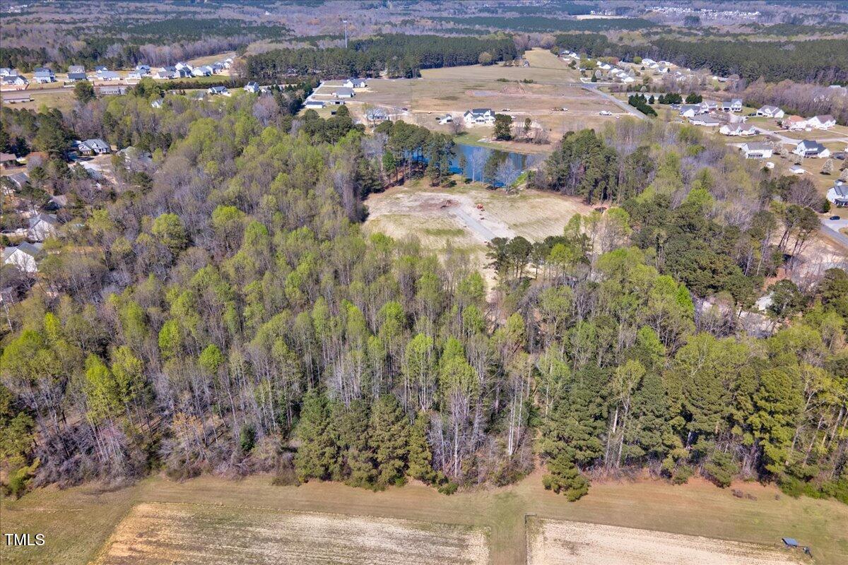 306 Lakewood Road