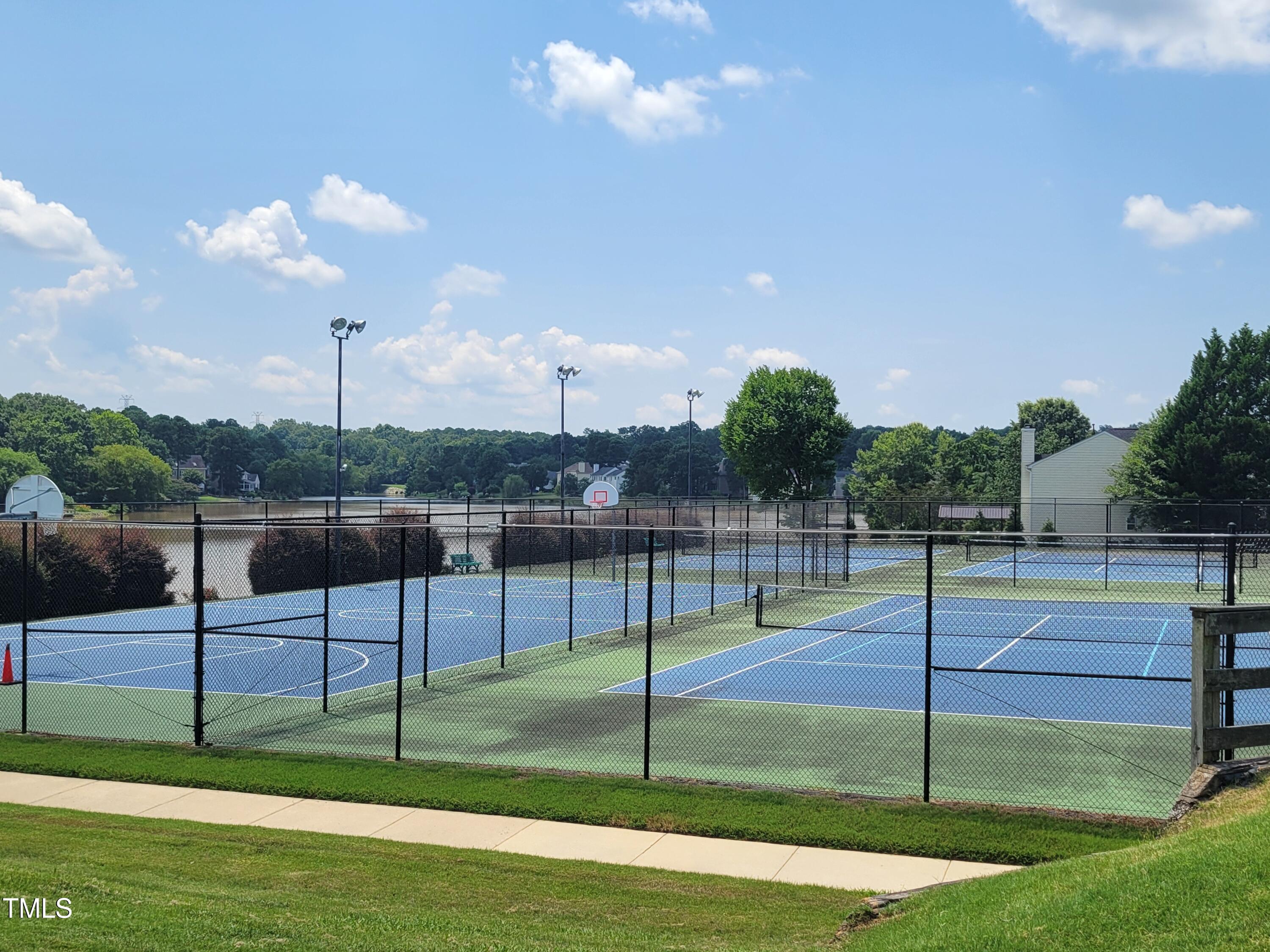 Durham, North Carolina 27703, United States, 3 Bedrooms Bedrooms, ,3 BathroomsBathrooms,Residential,Active,149536