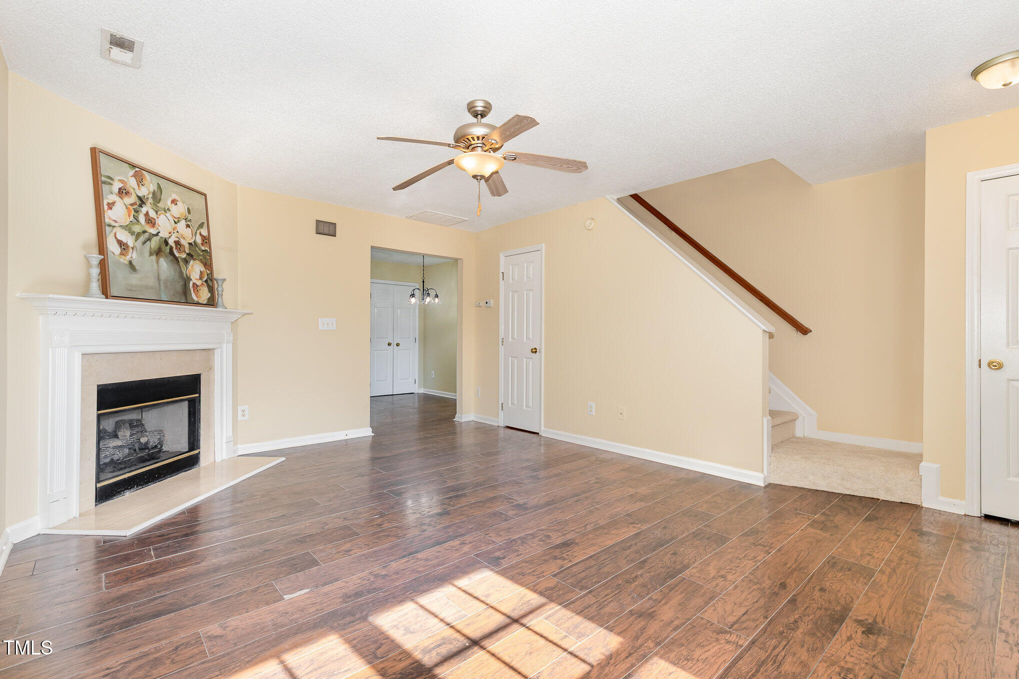 2125 Ventana Lane
