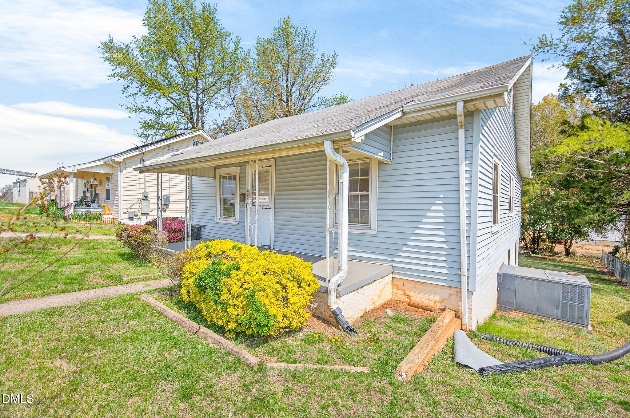 1028 Queen Ann Street