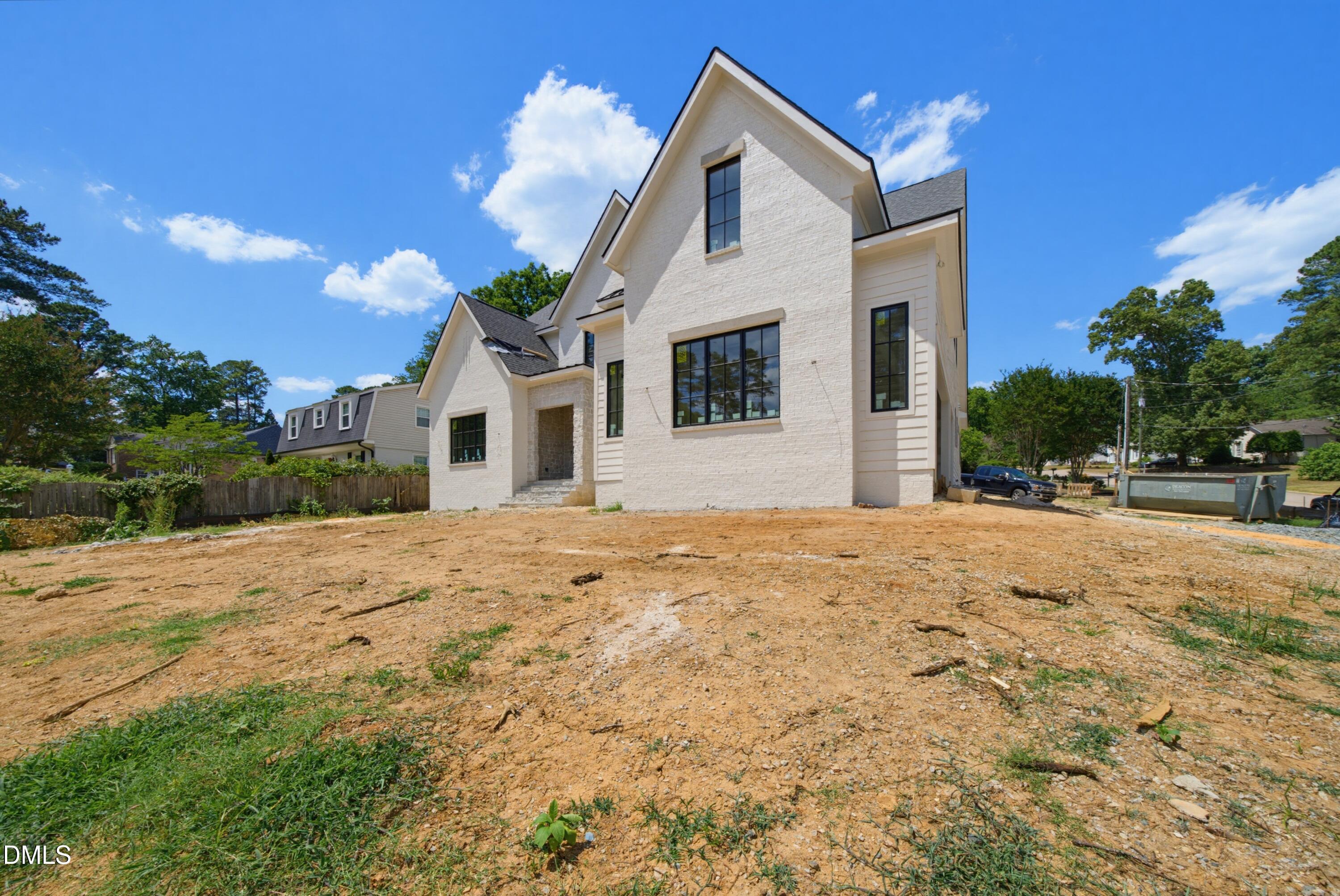 413 Pinecroft Drive