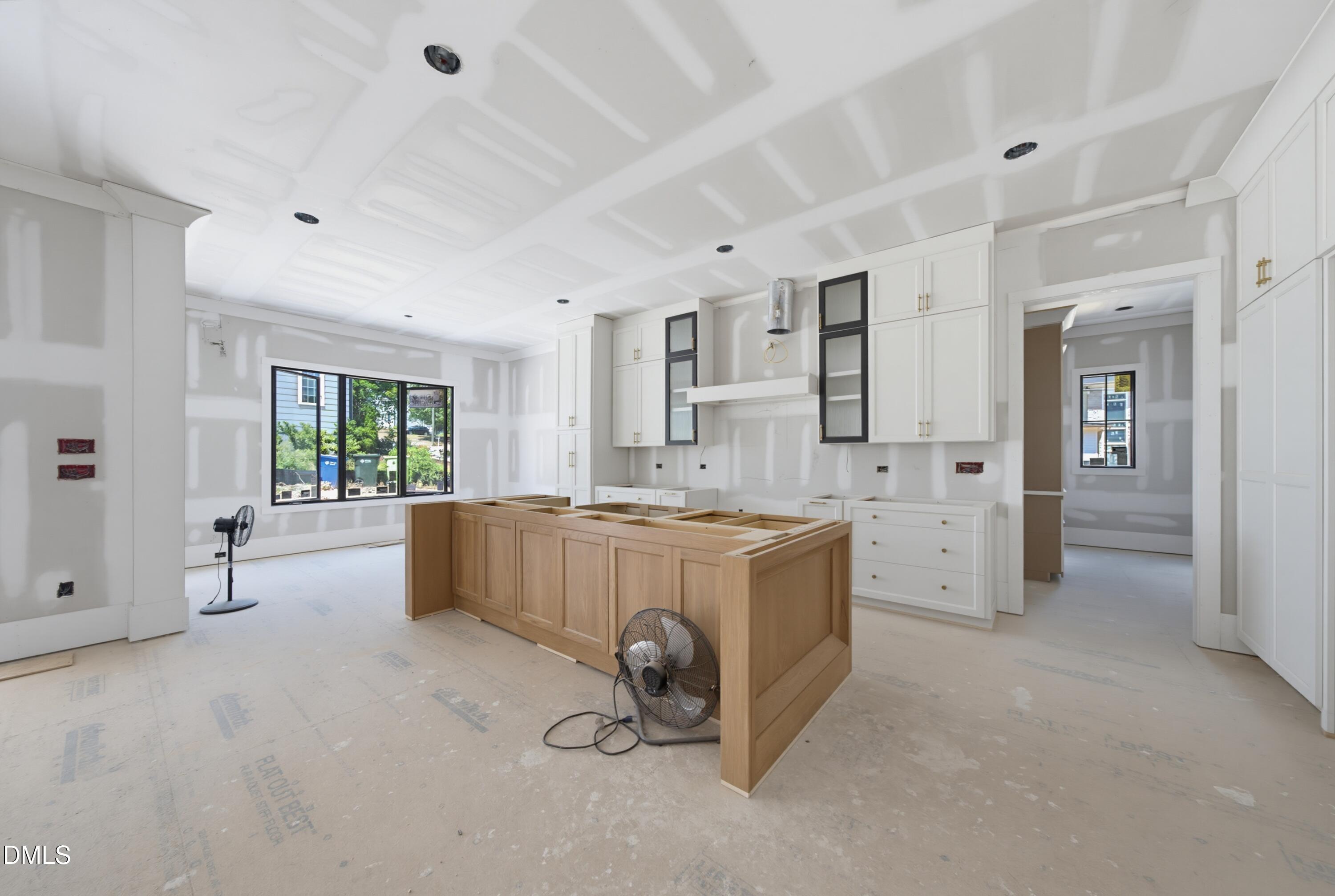 413 Pinecroft Drive