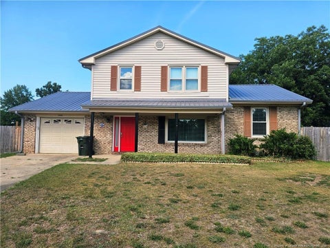 Photo of 6500 Gate Post Court, Fayetteville, NC 28314 (MLS # LP760808)