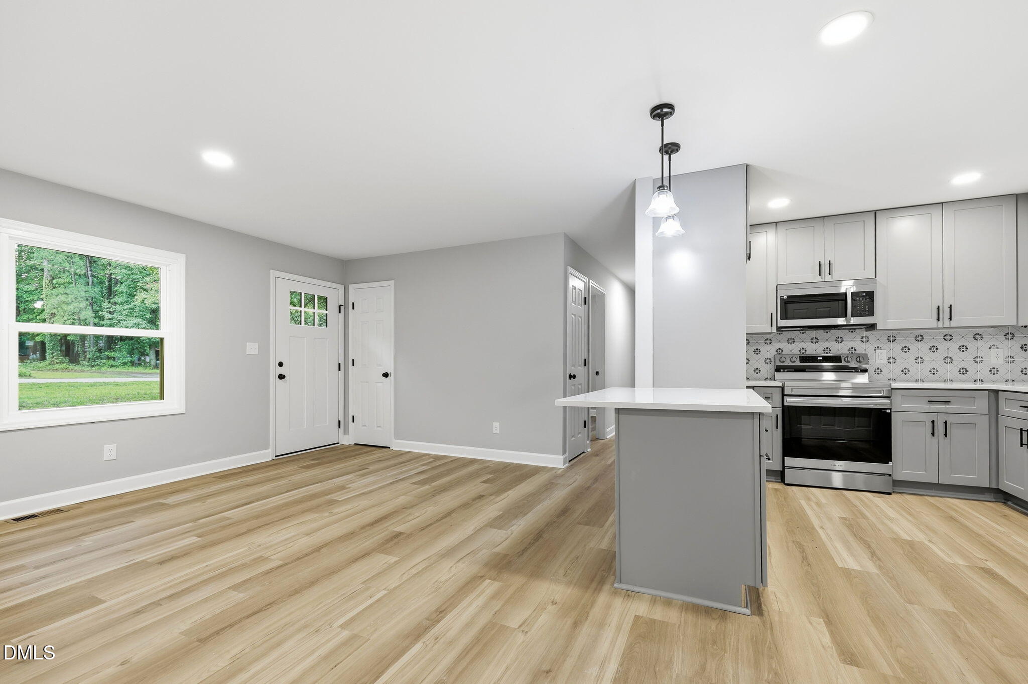 1209 Damascus Drive