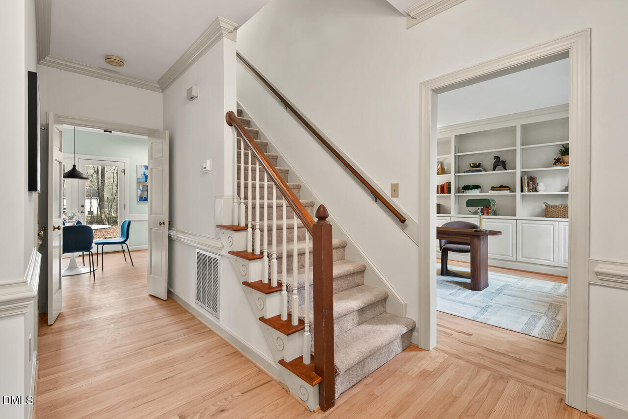 27 Falling Water Drive