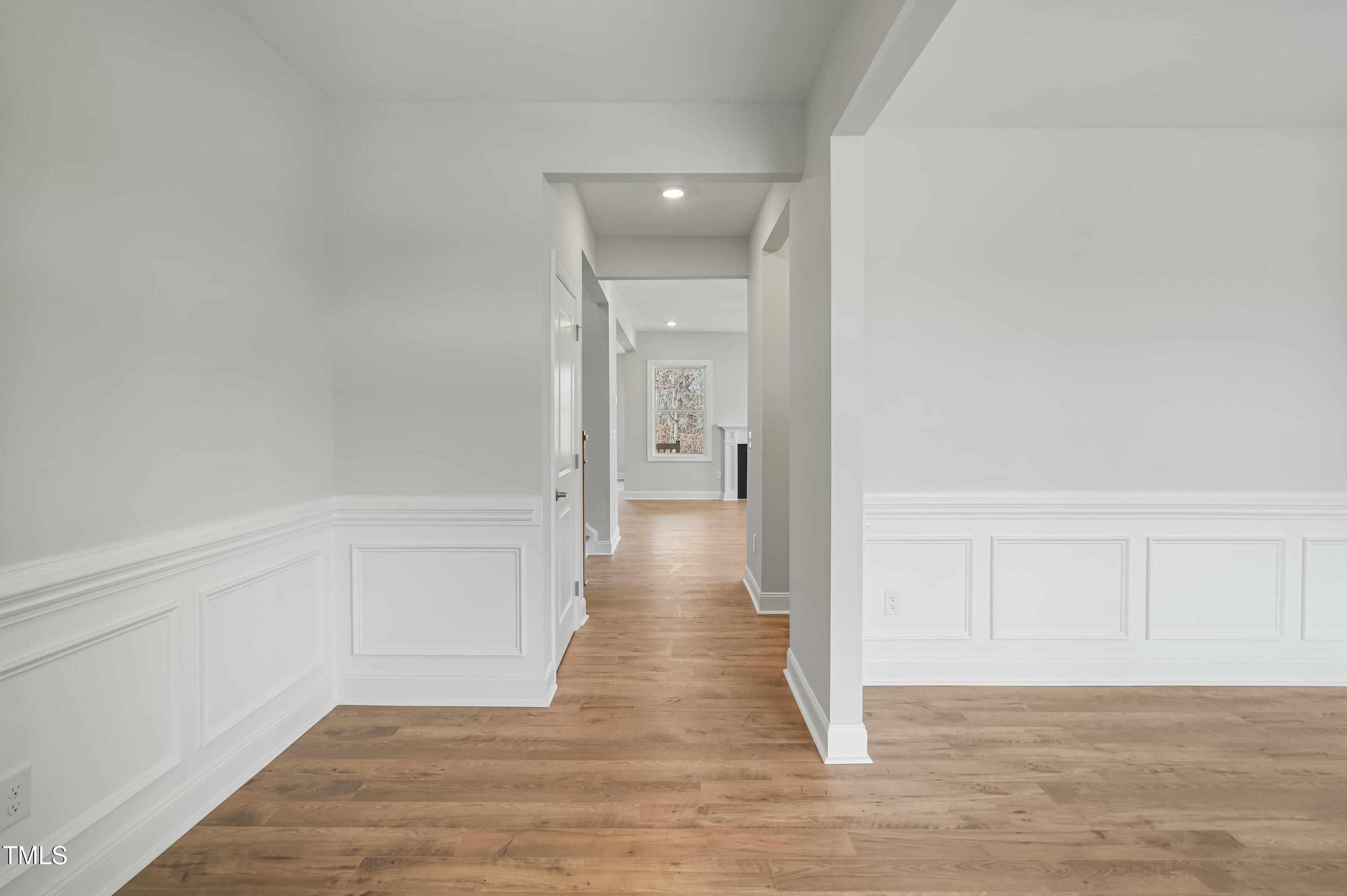 749 Aristocrat Lane