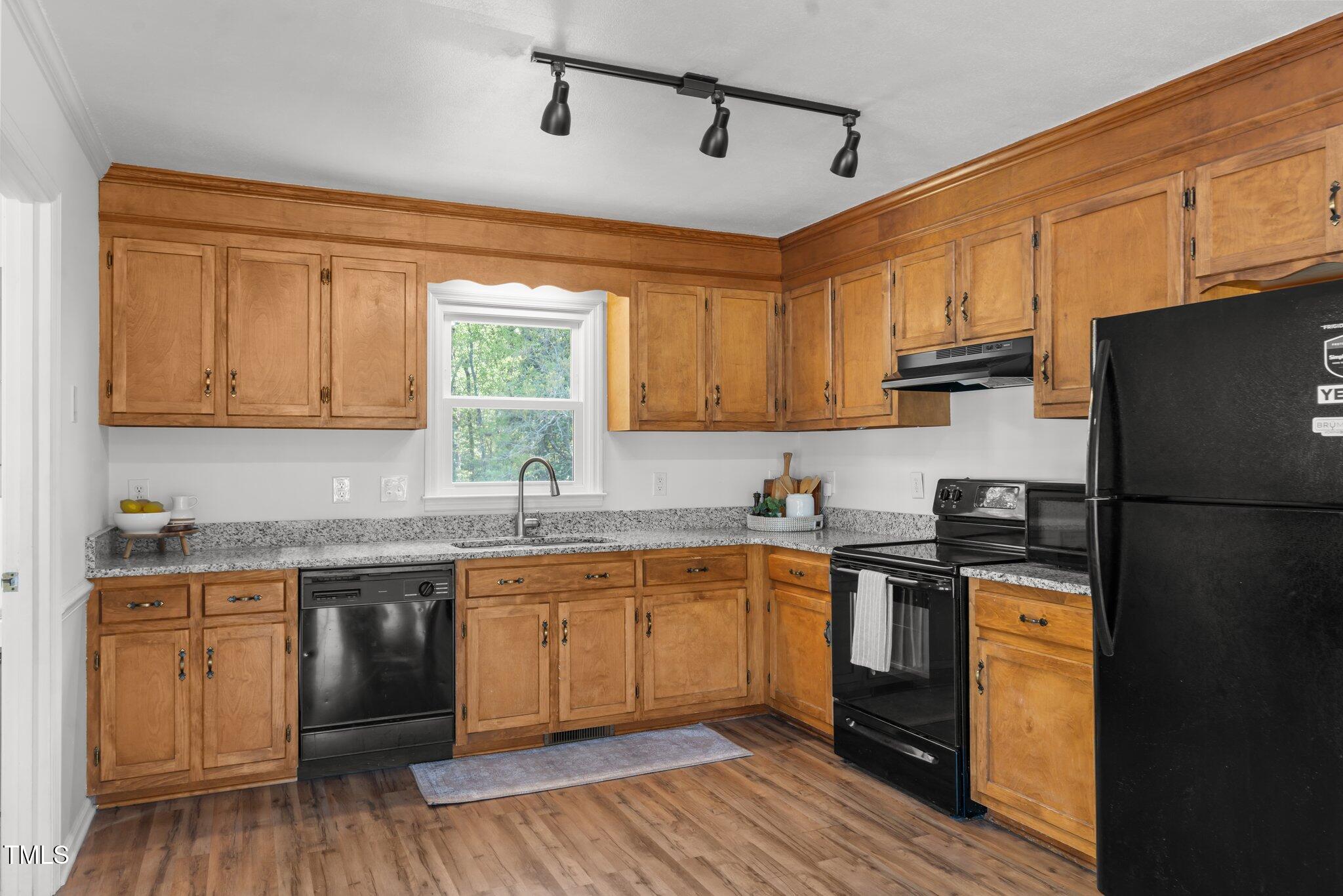 413 Bayles Road