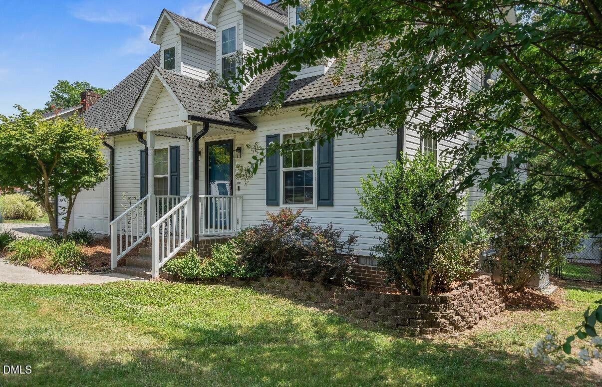 1809 Saddlewood Lane