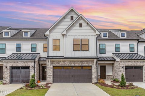 153 N District Avenue Clayton NC 27527