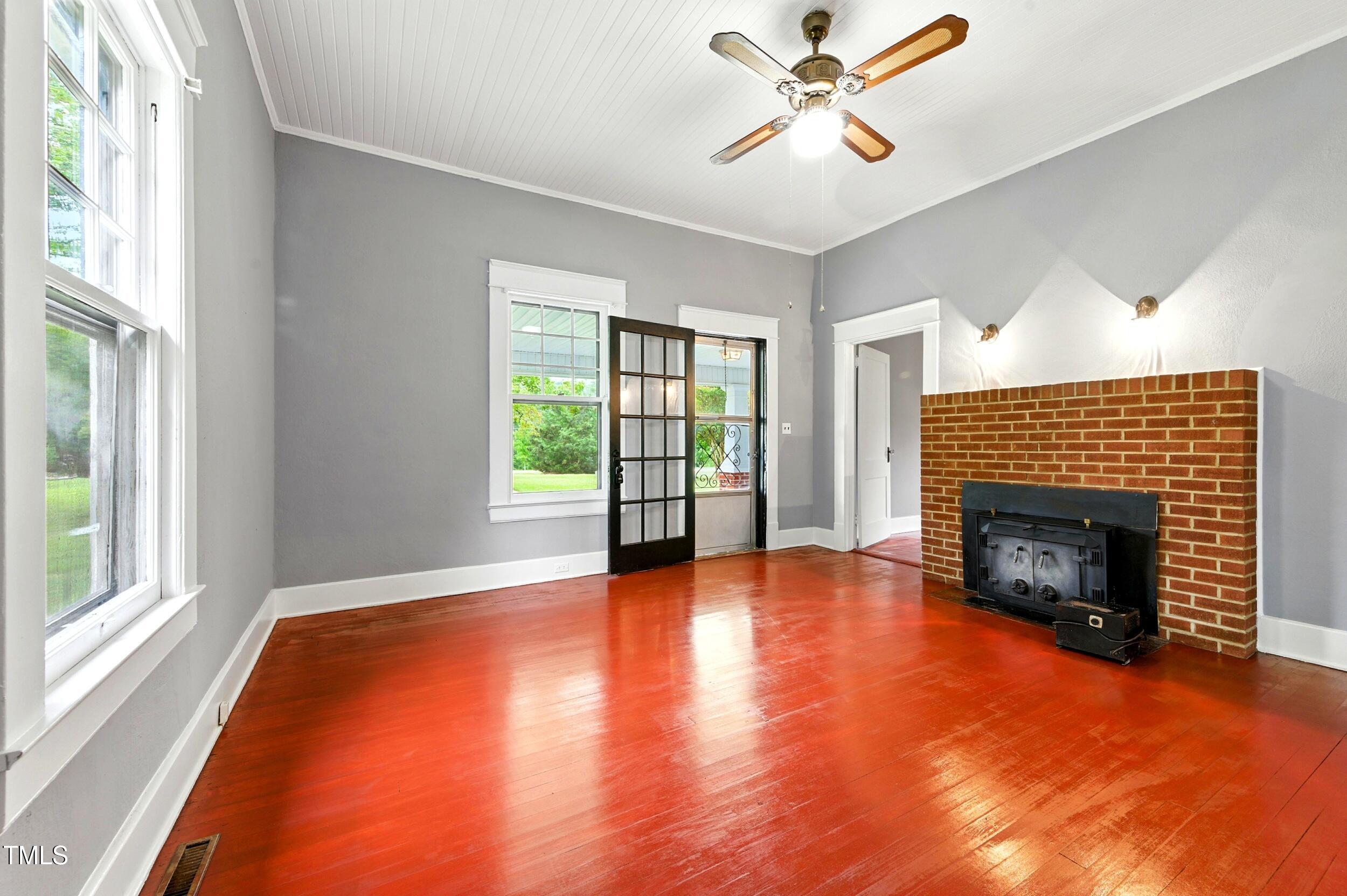 807 N Main Street