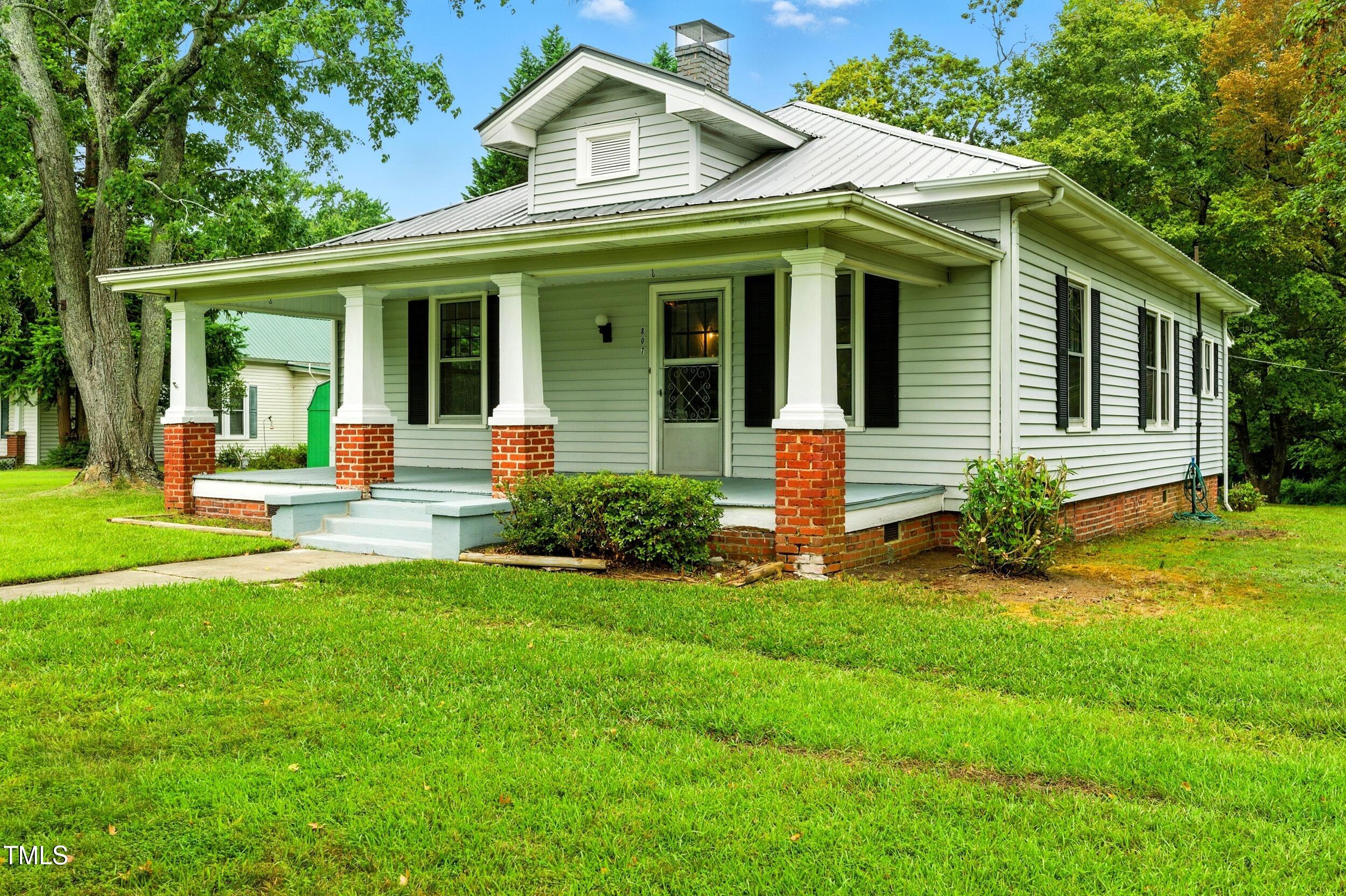 807 N Main Street