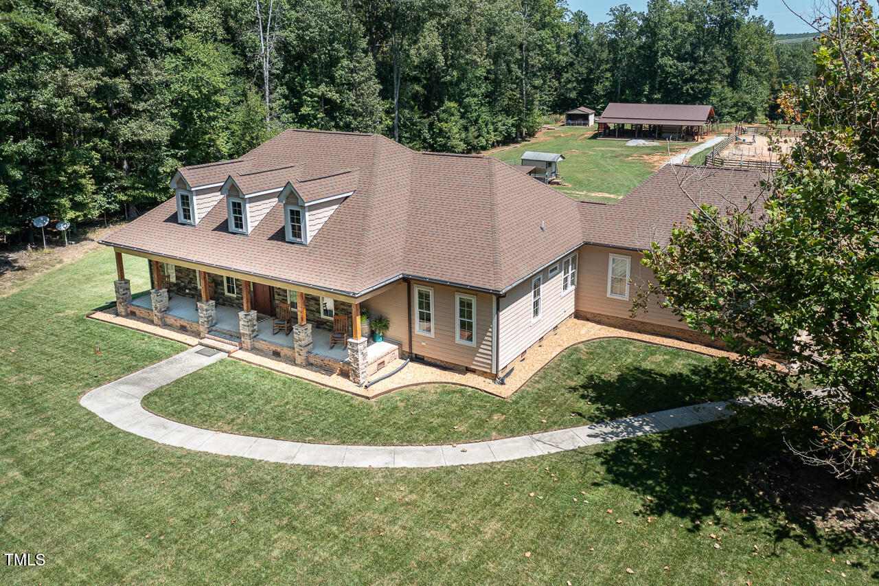 195 Falcon Lane