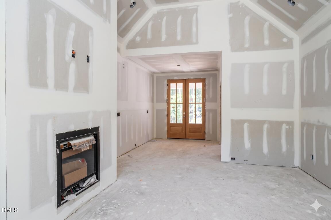 5317 Asher Woods
