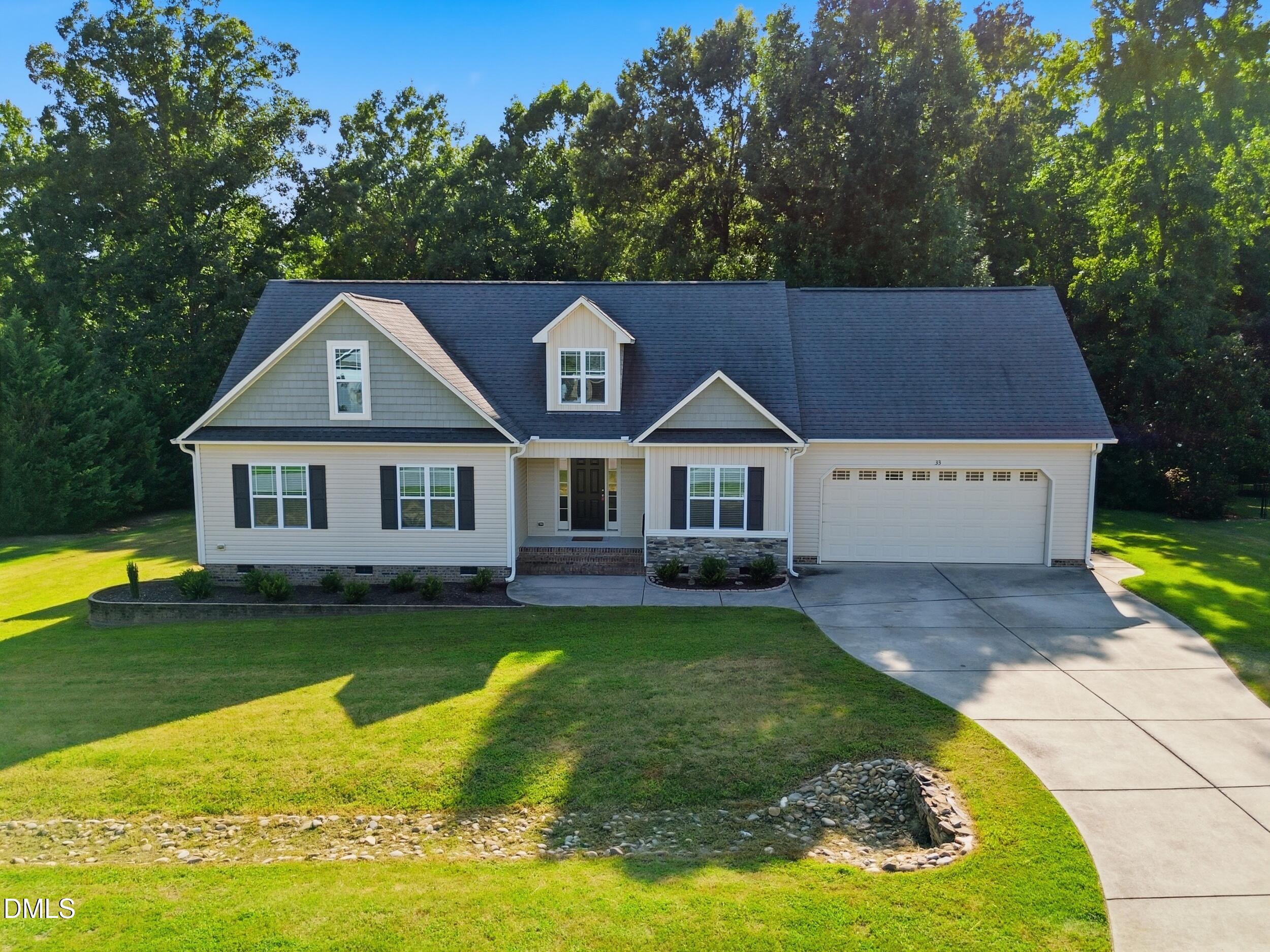 33 Bluestone Drive