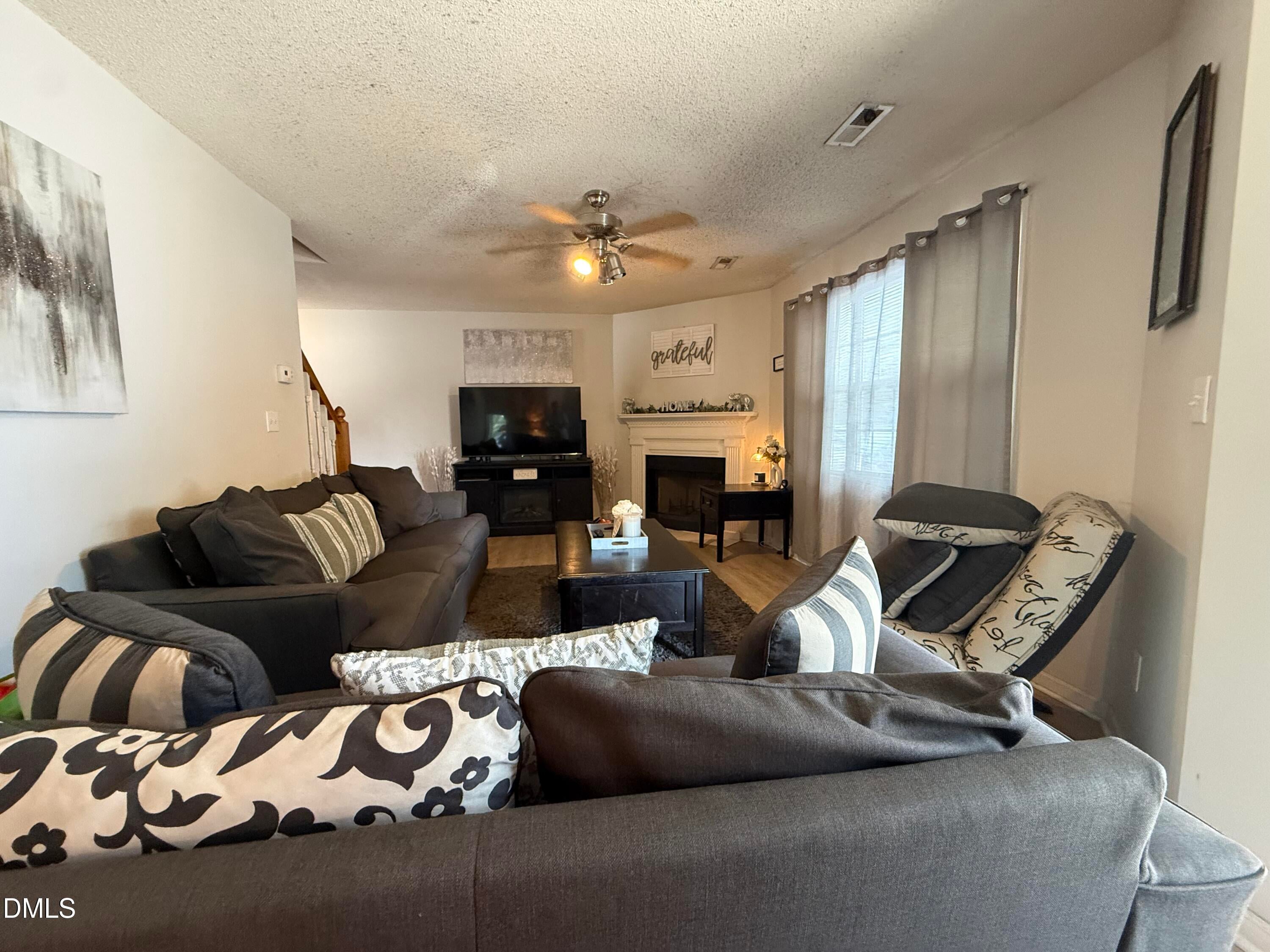 3835 Sterling Pointe Drive Rr5