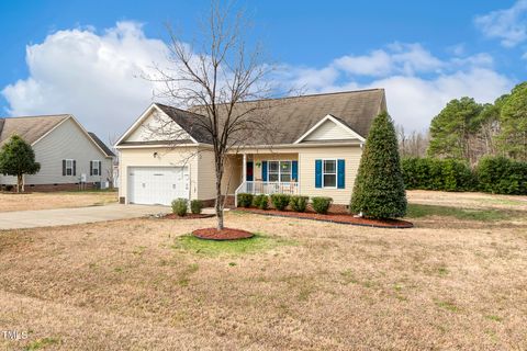 55 Oak Leaf Drive Lillington NC 27546