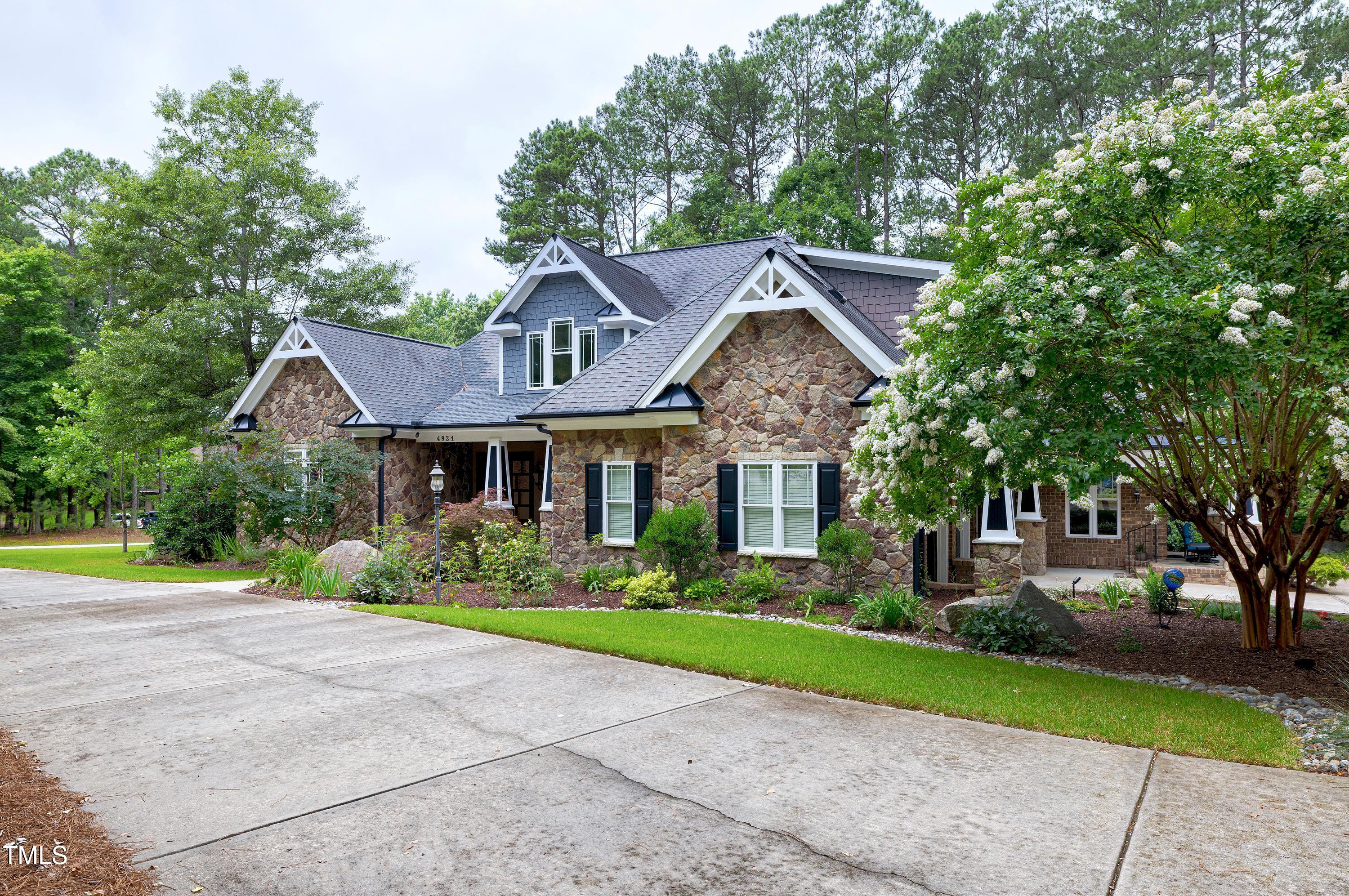 4924 Stoneyoak Lane