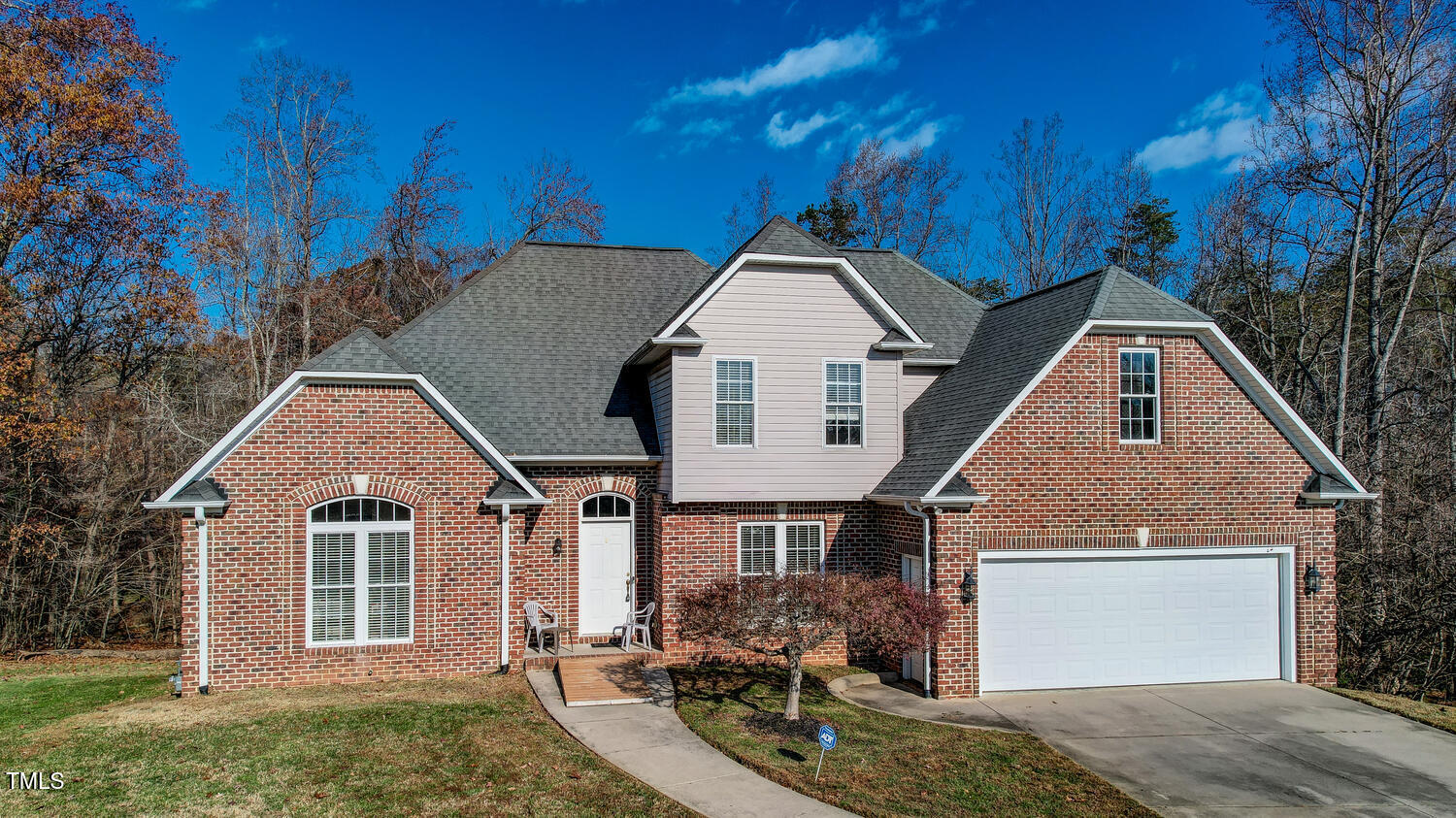 206 Pine Hill Court