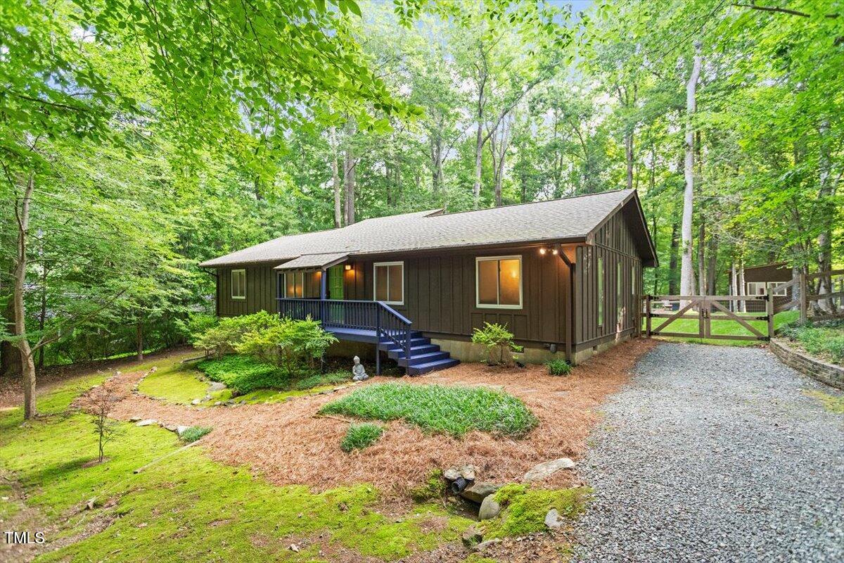 1403 Meadow Lane