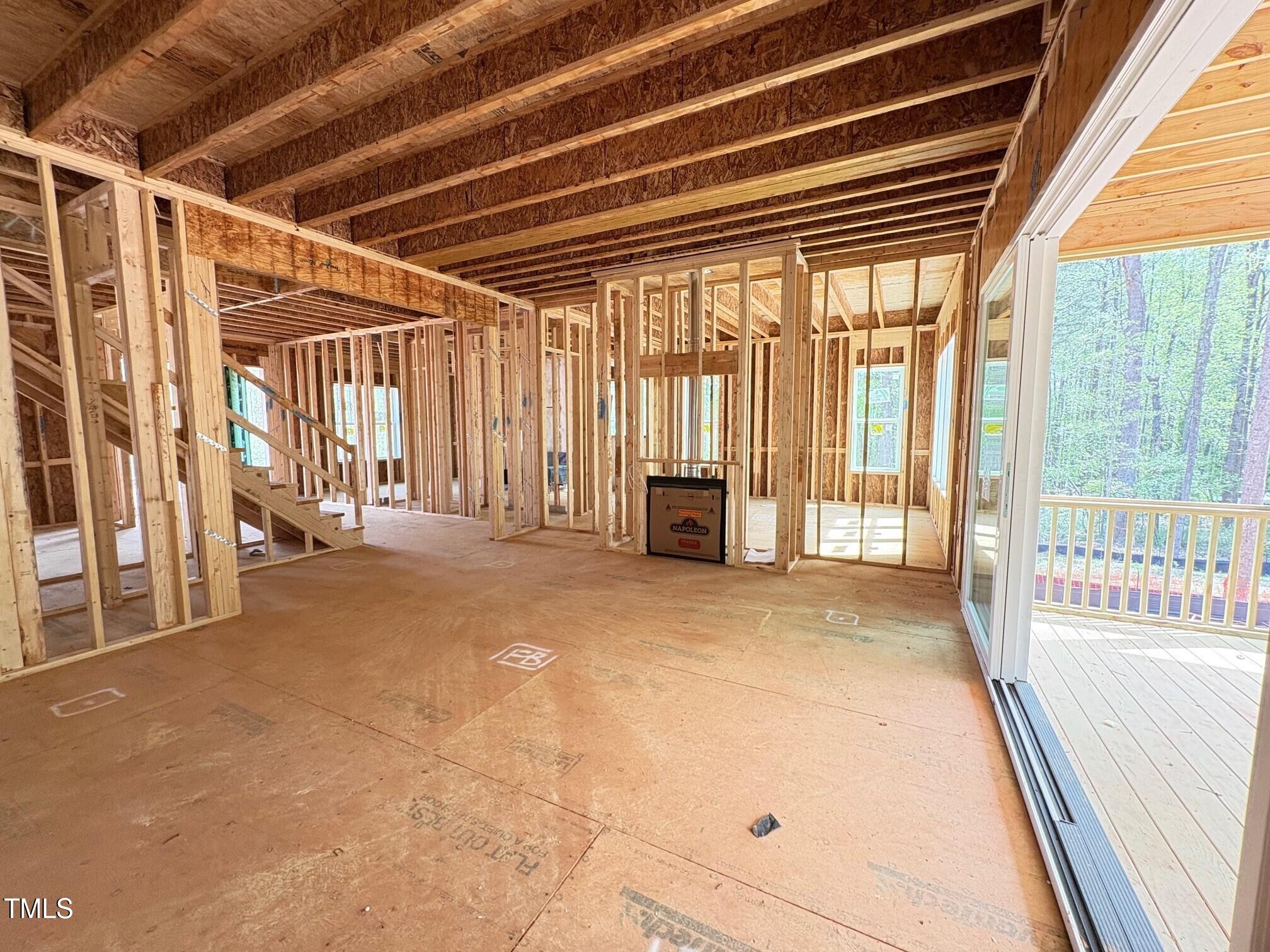 111 Gaines Trail