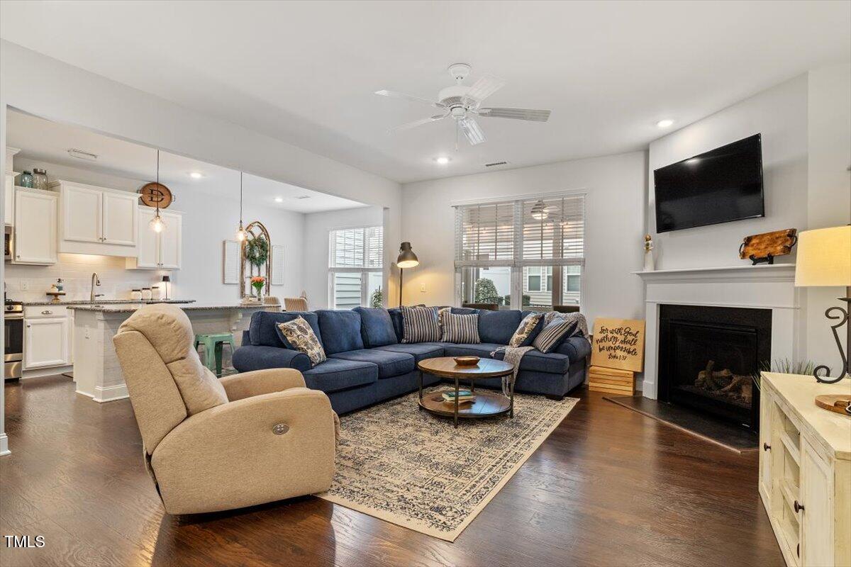 Durham, North Carolina 27703, United States, 3 Bedrooms Bedrooms, ,3 BathroomsBathrooms,Residential,Pending,100610