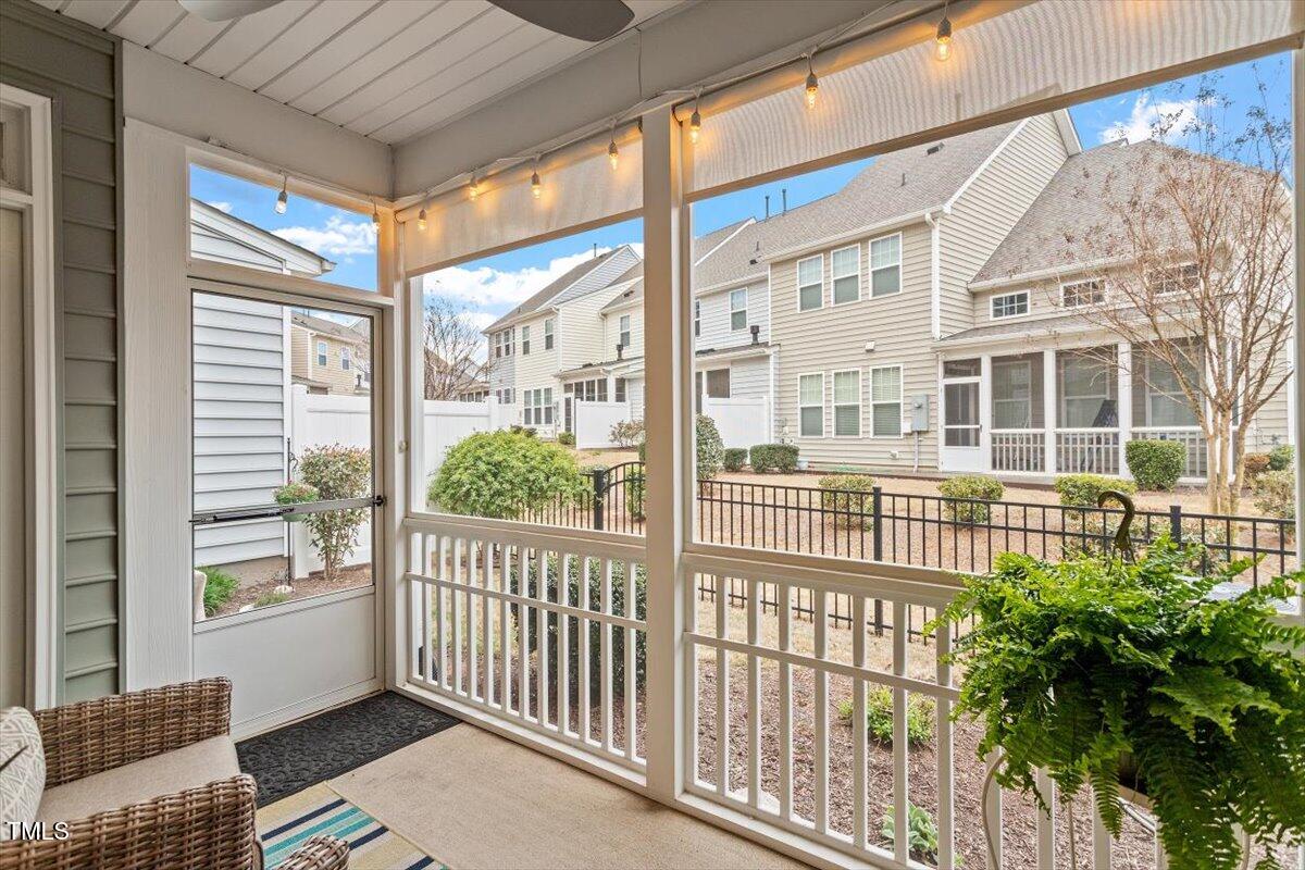 Durham, North Carolina 27703, United States, 3 Bedrooms Bedrooms, ,3 BathroomsBathrooms,Residential,Pending,100610