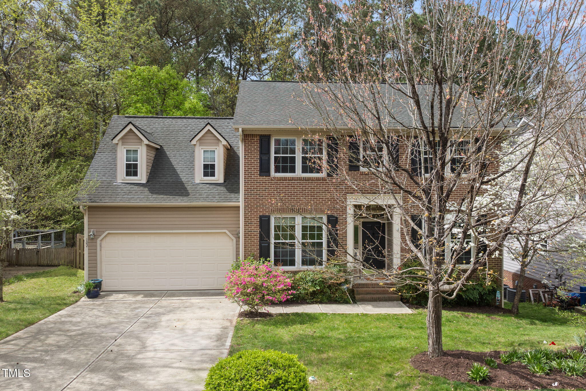 102 Swallow Hill Court