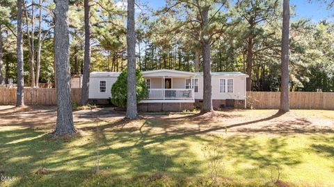 144 Old Yogi Lane Clayton NC 27520