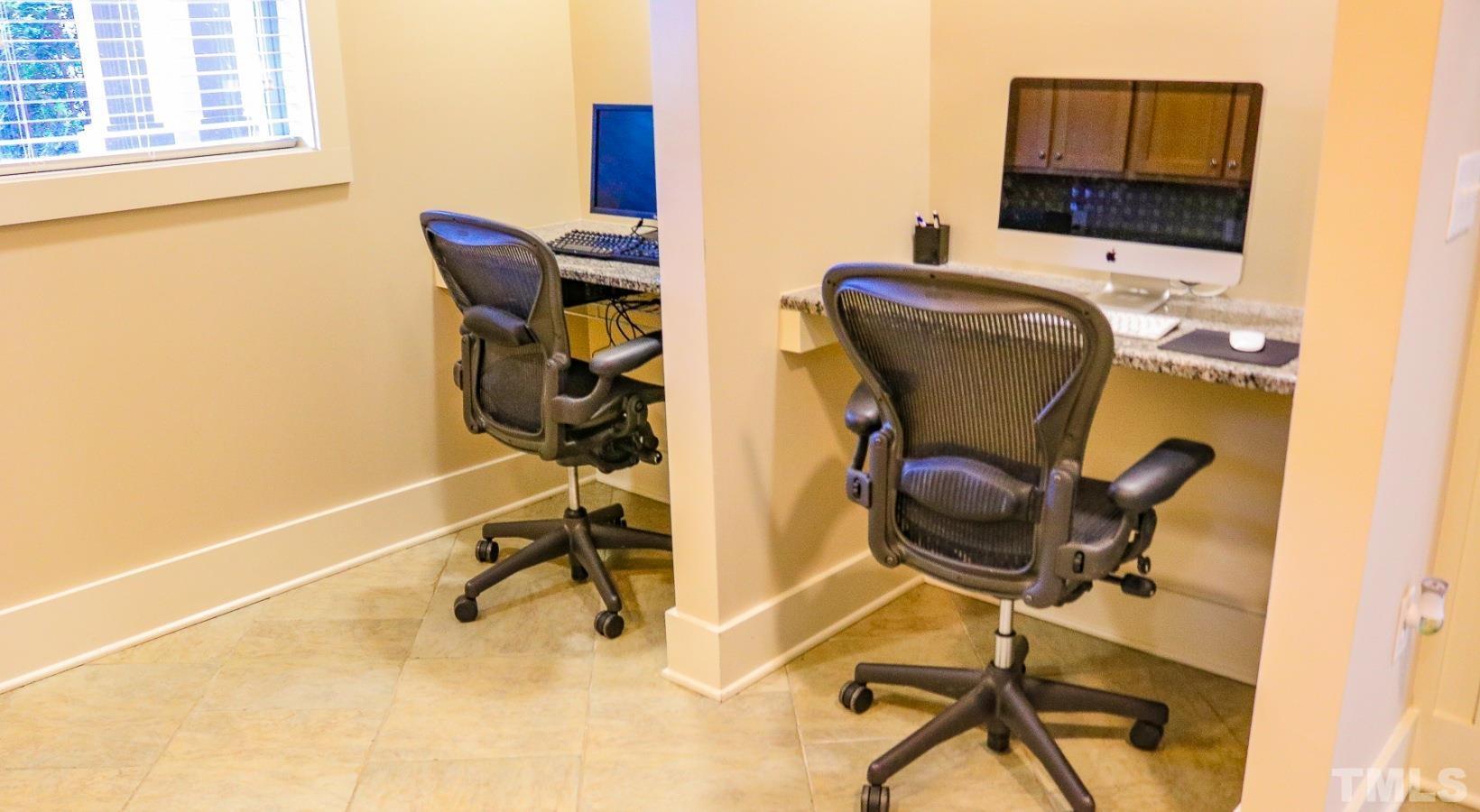 Chapel Hill, North Carolina 27516, United States, 3 Bedrooms Bedrooms, ,3 BathroomsBathrooms,Residential,Active,43621