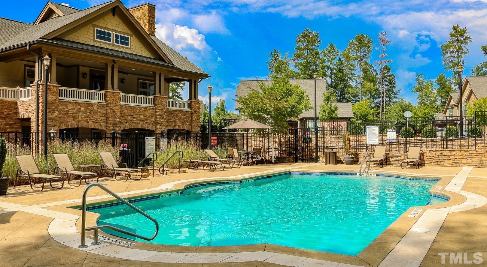 Chapel Hill, North Carolina 27516, United States, 3 Bedrooms Bedrooms, ,3 BathroomsBathrooms,Residential,Active,43621