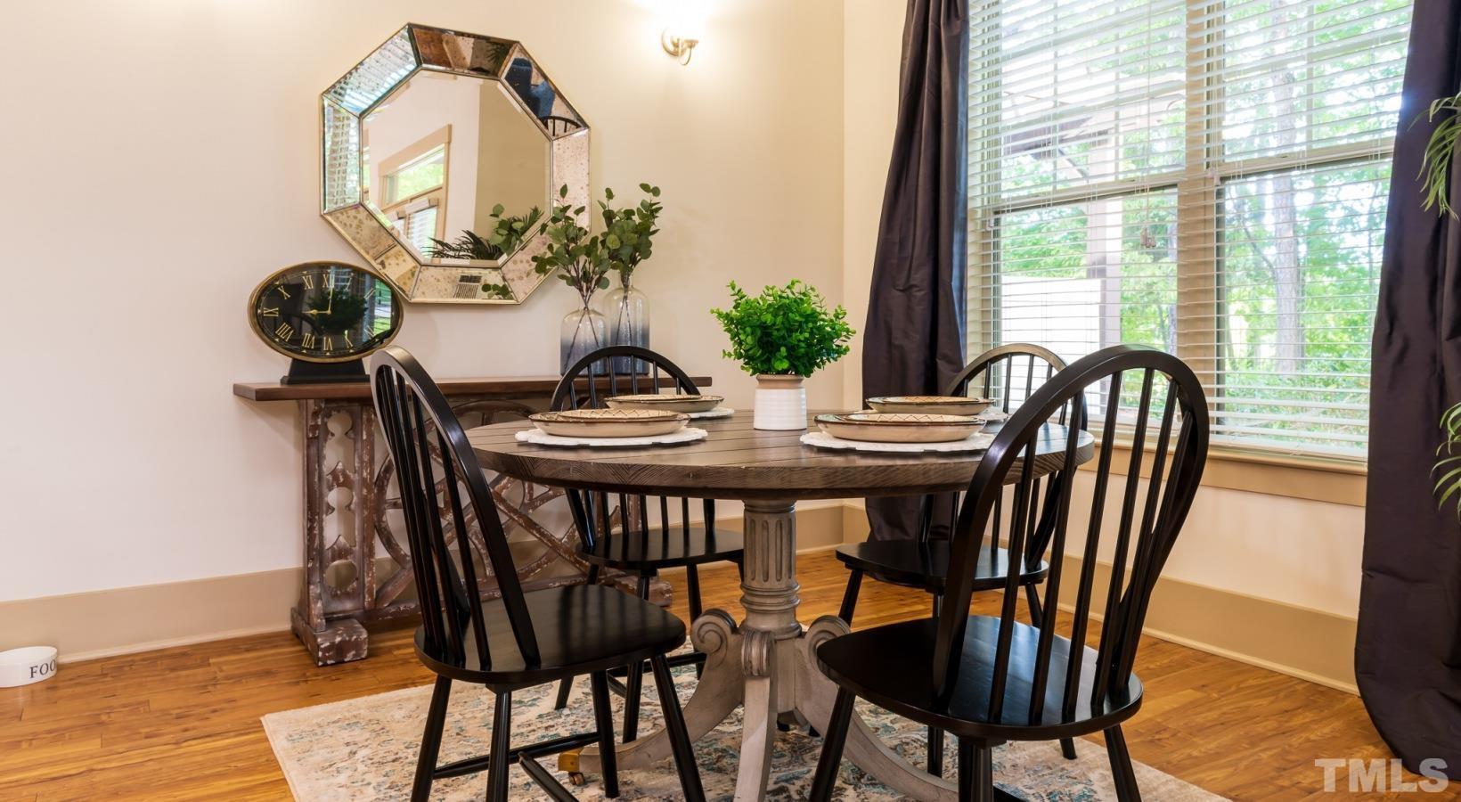 Chapel Hill, North Carolina 27516, United States, 3 Bedrooms Bedrooms, ,3 BathroomsBathrooms,Residential,Active,43621