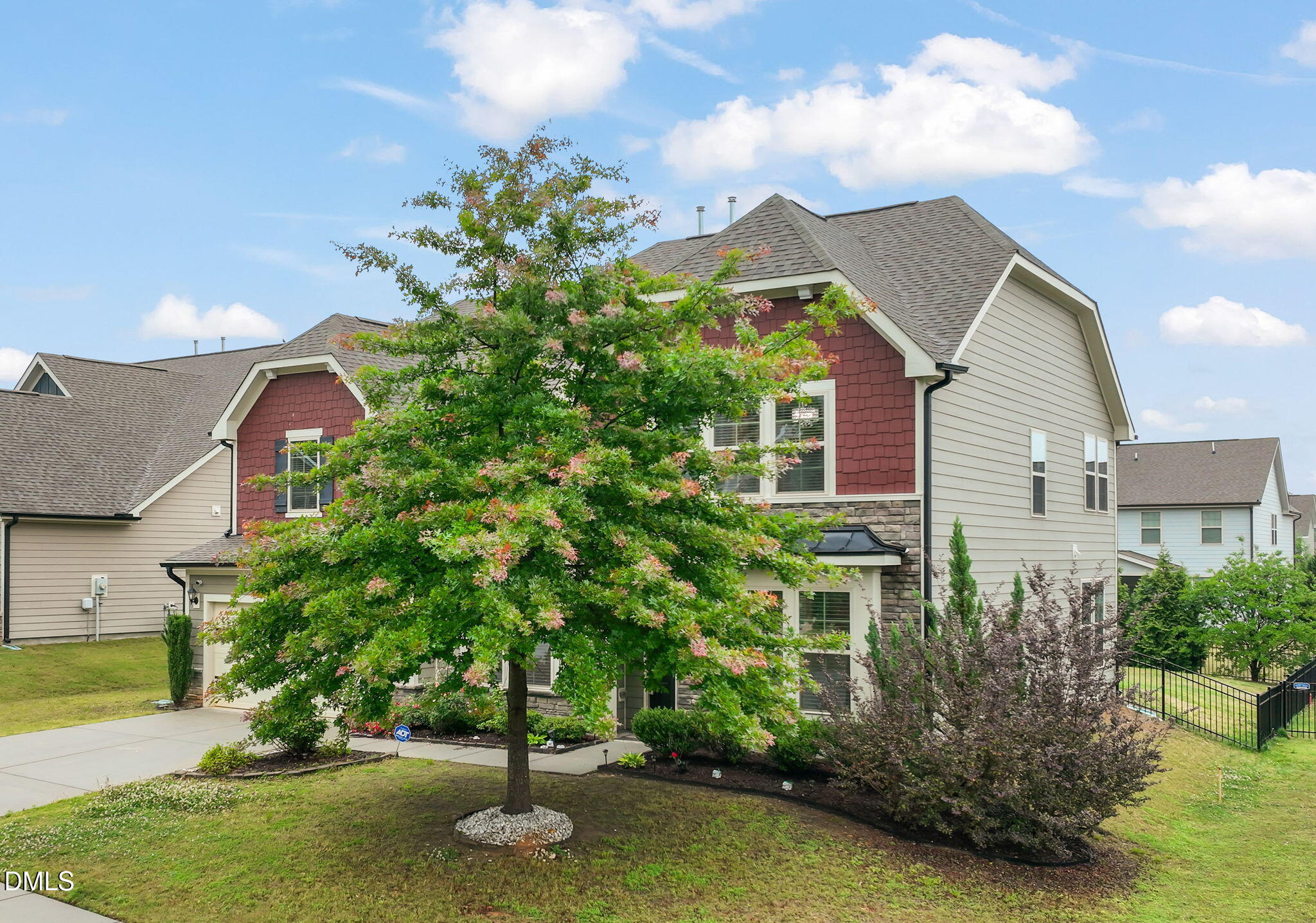 27 Needham Lane