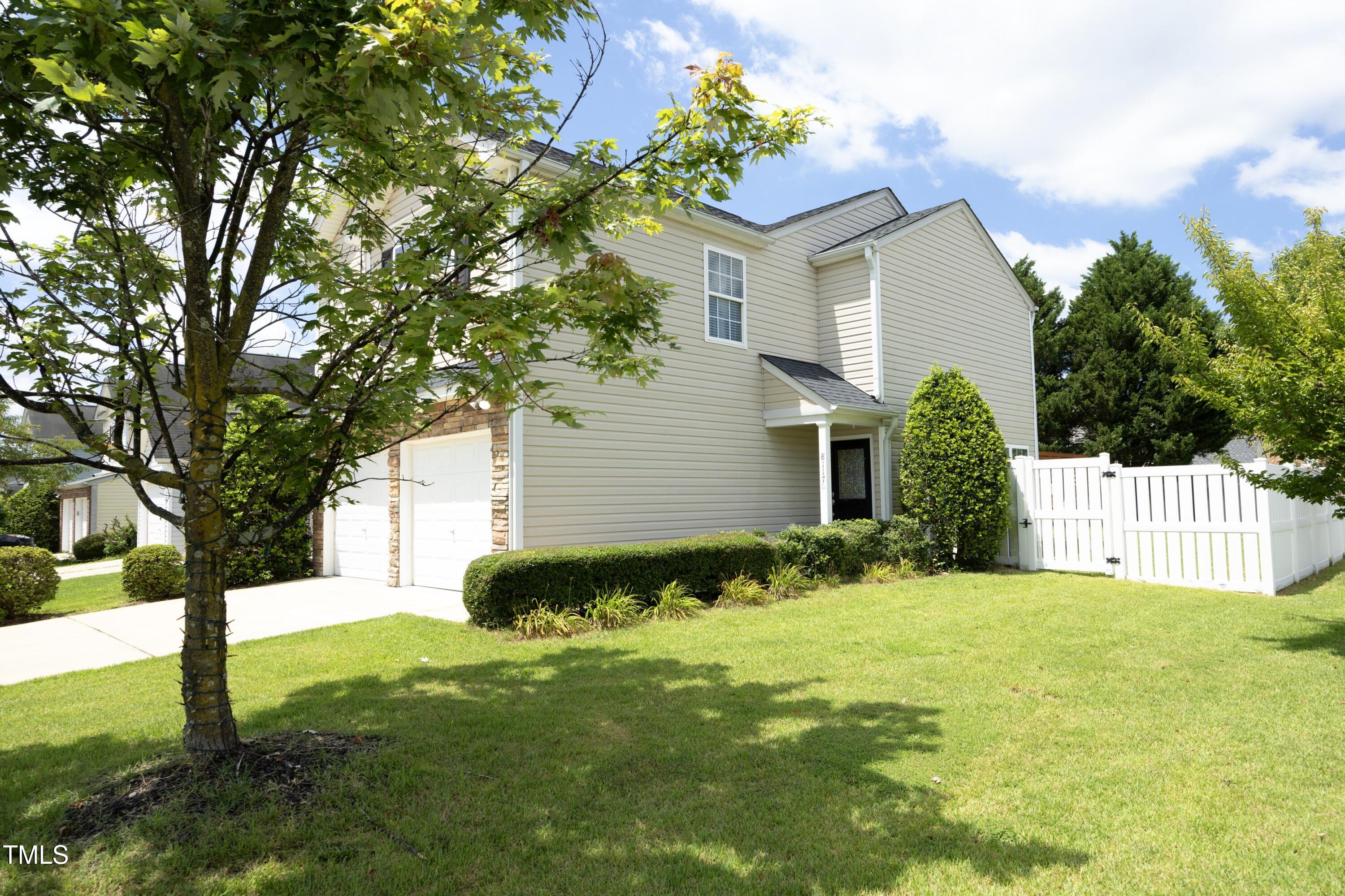 8117 Bright Oak Trail