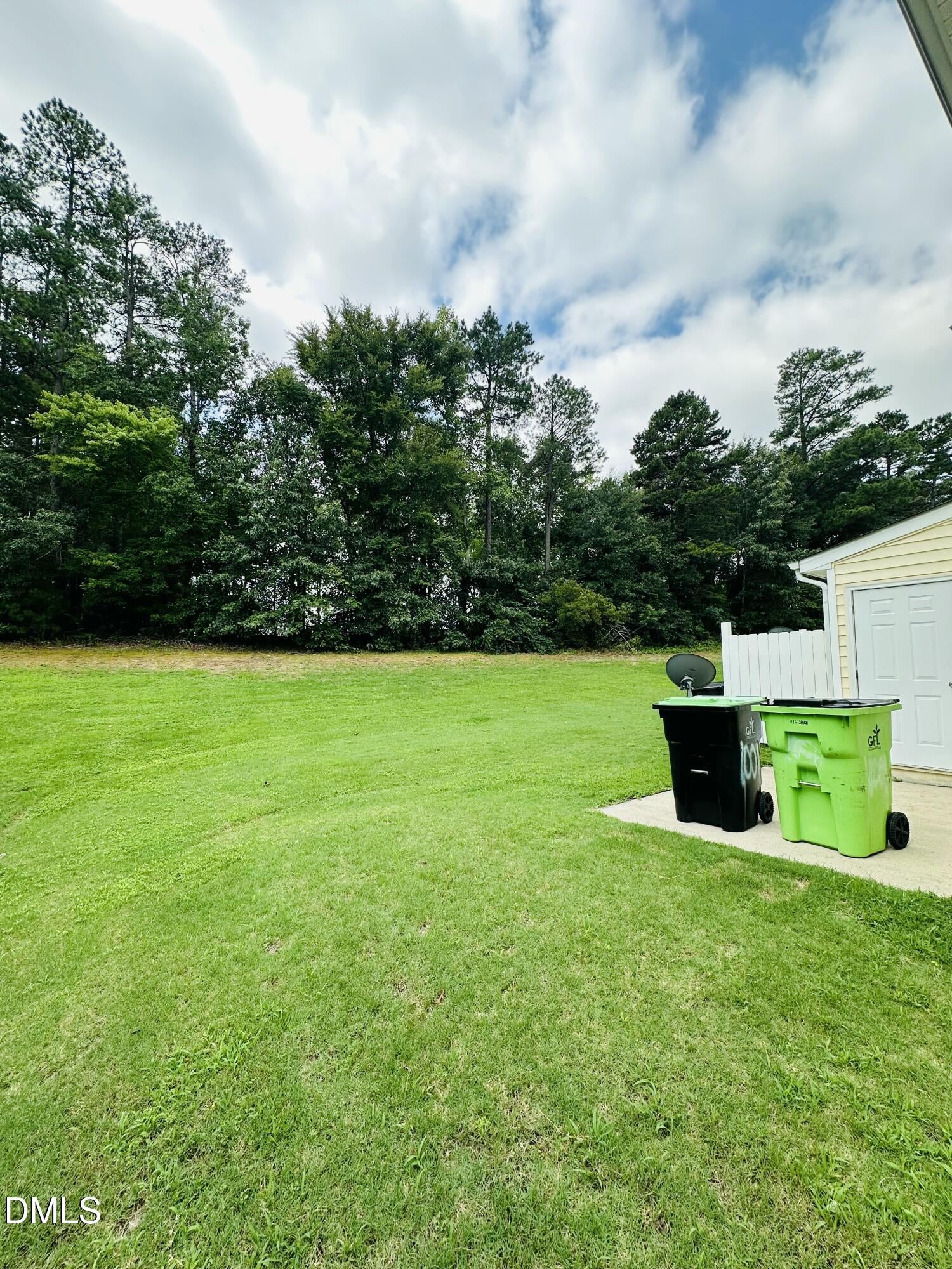 1001 Savin Landing